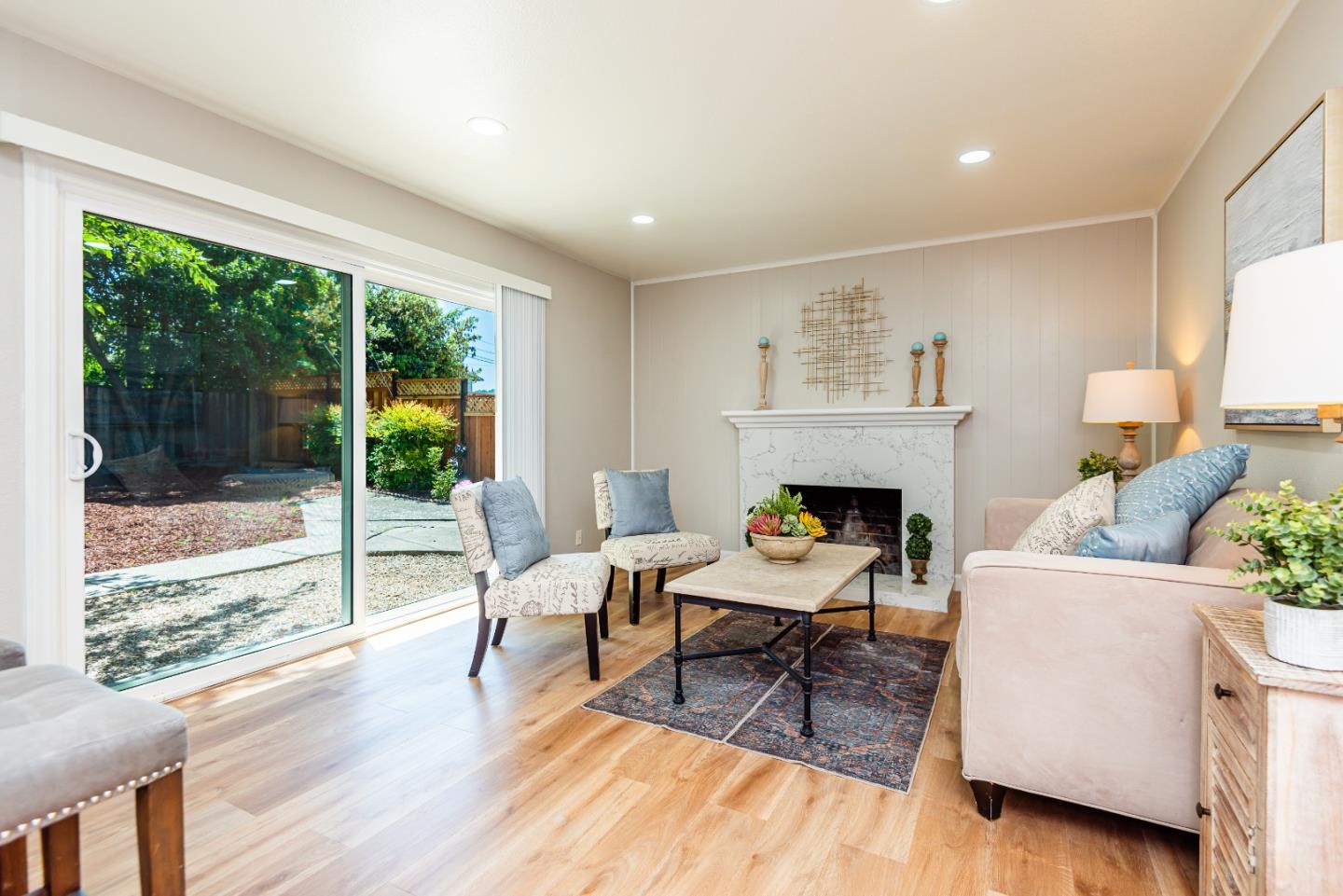 Detail Gallery Image 2 of 16 For 5848 Indian Ave, San Jose,  CA 95123 - 3 Beds | 2 Baths