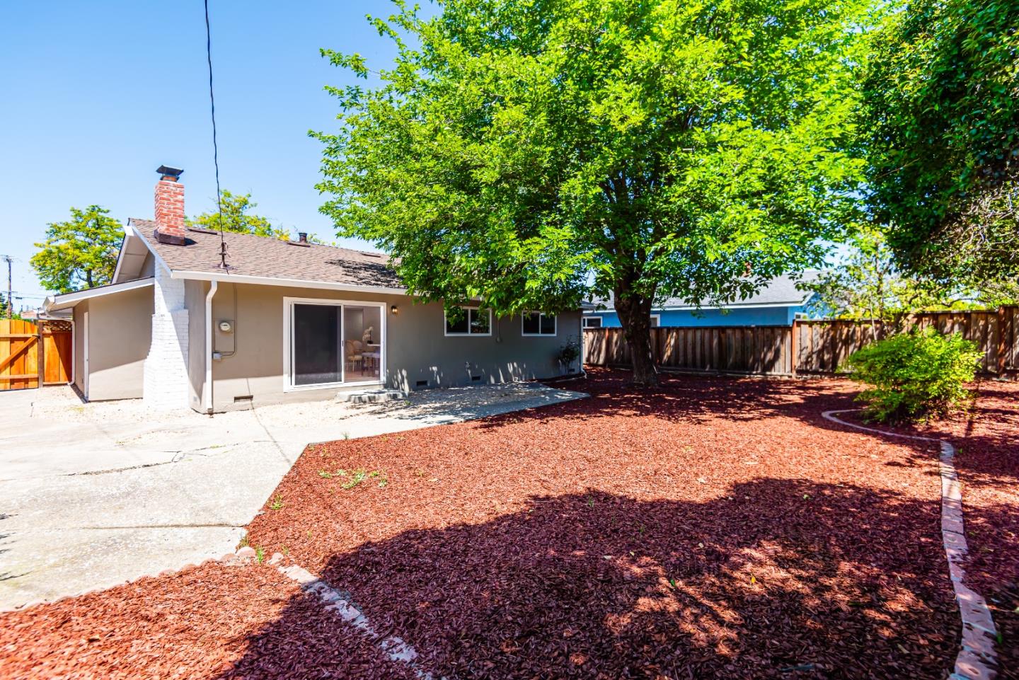 Detail Gallery Image 9 of 16 For 5848 Indian Ave, San Jose,  CA 95123 - 3 Beds | 2 Baths