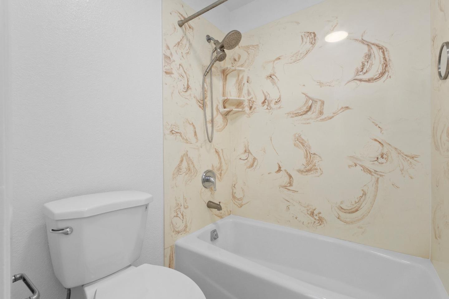 Detail Gallery Image 17 of 42 For 1736 Shady Creek Ct, San Jose,  CA 95148 - 4 Beds | 2/1 Baths