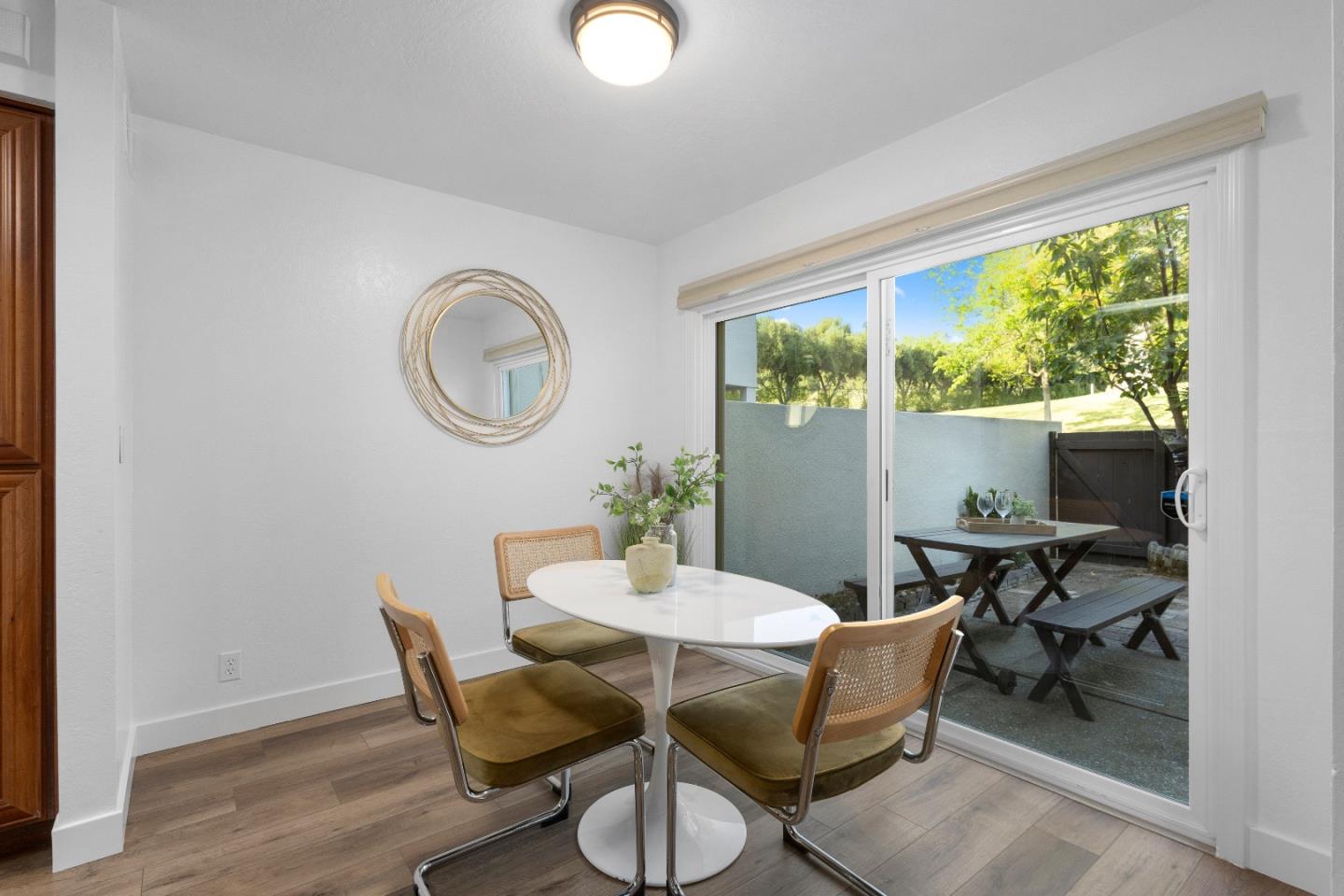 Detail Gallery Image 9 of 42 For 1736 Shady Creek Ct, San Jose,  CA 95148 - 4 Beds | 2/1 Baths
