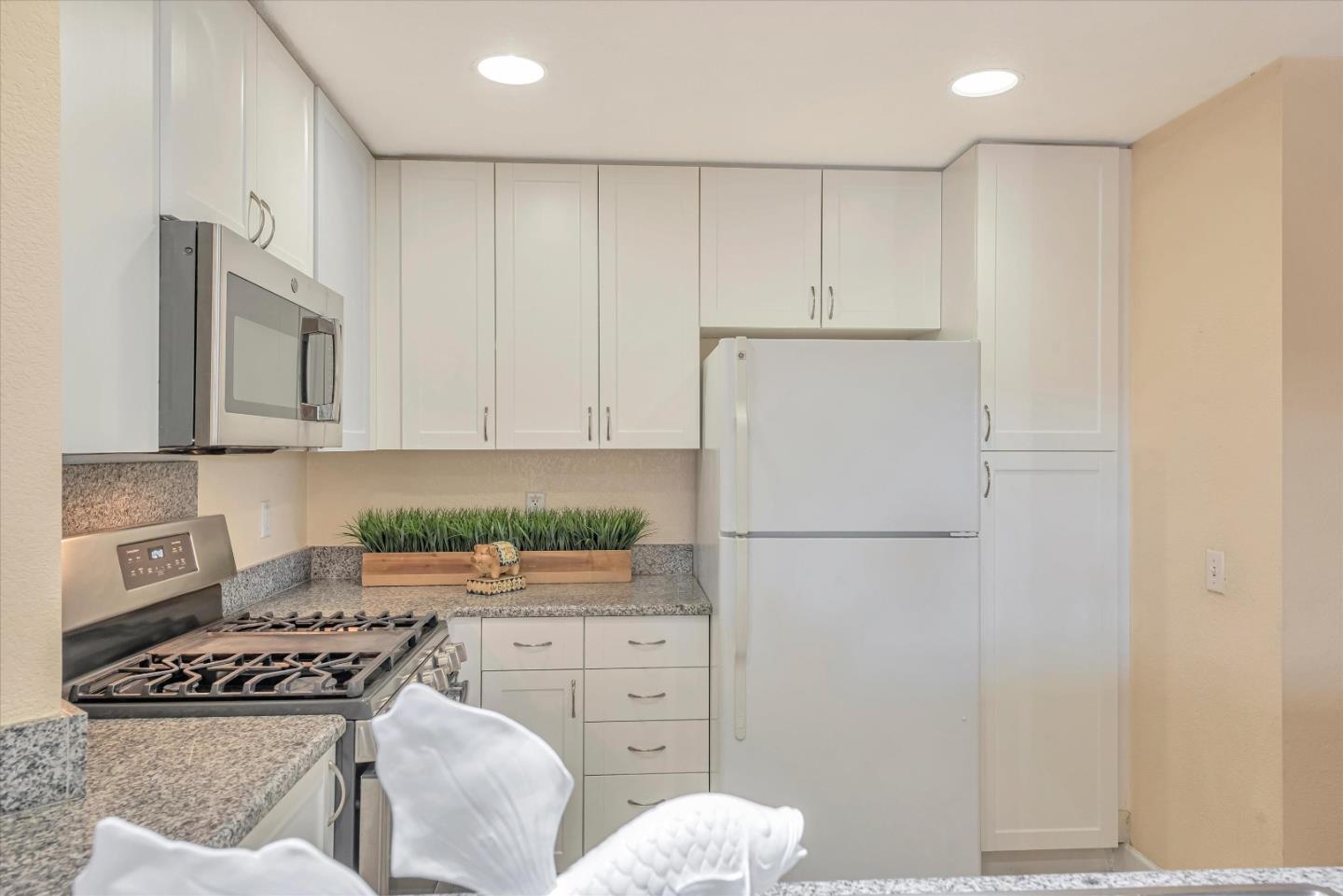 Detail Gallery Image 9 of 70 For 20488 Stevens Creek Blvd #1119,  Cupertino,  CA 95014 - 2 Beds | 2 Baths