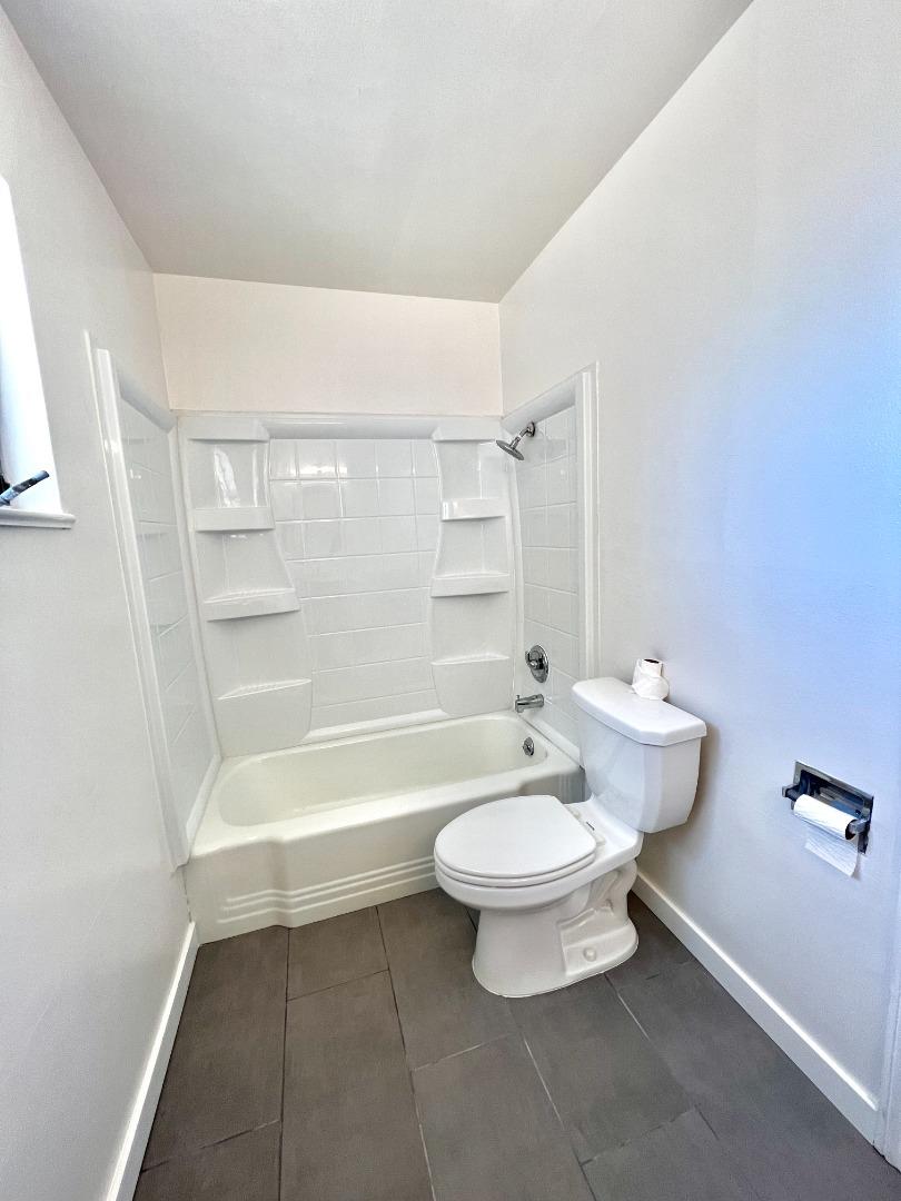 Detail Gallery Image 17 of 25 For 1059 S 55th St, Richmond,  CA 94804 - 3 Beds | 1/1 Baths