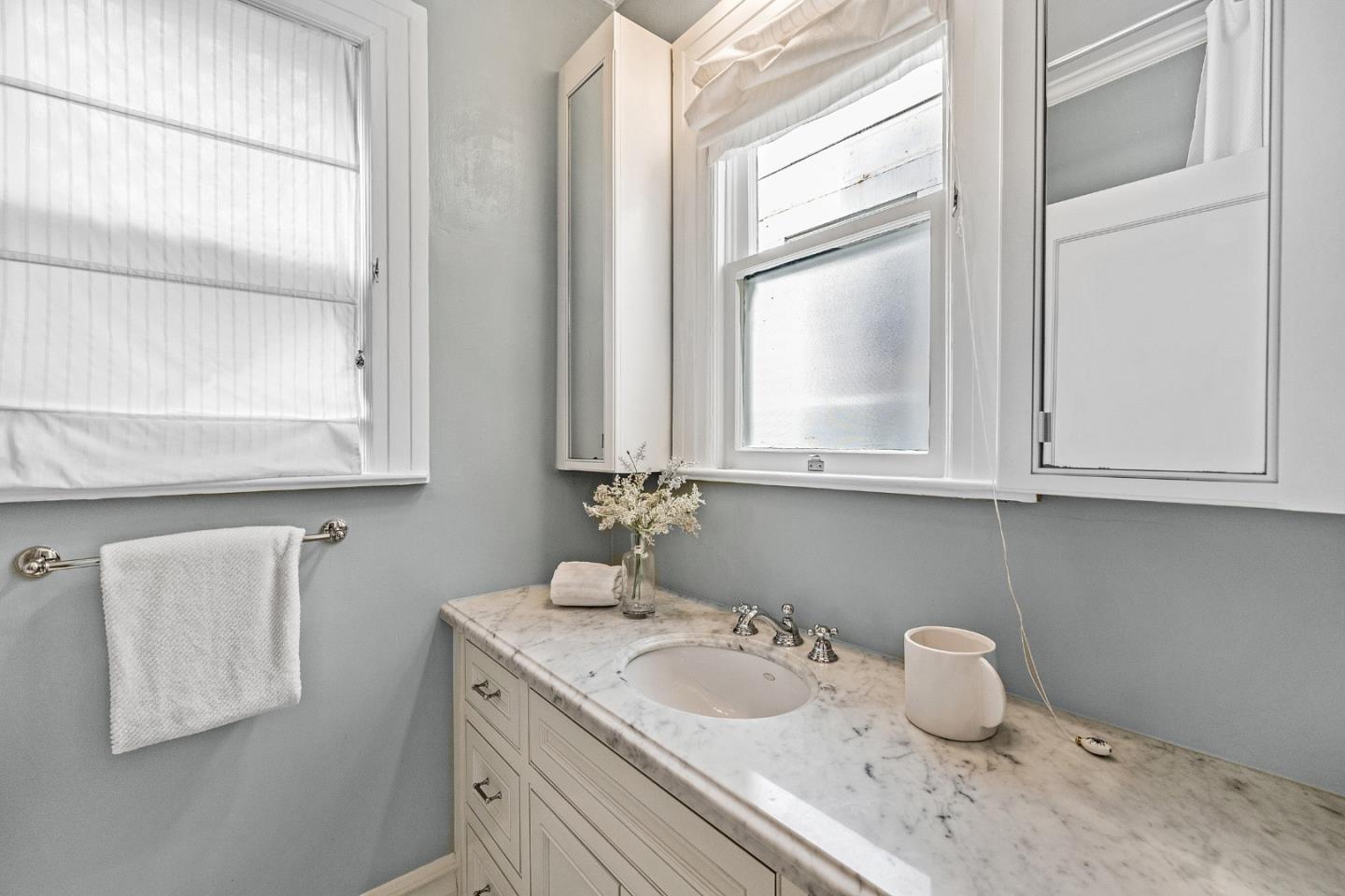 Detail Gallery Image 21 of 31 For 2327 Divisadero St, San Francisco,  CA 94115 - 3 Beds | 2 Baths