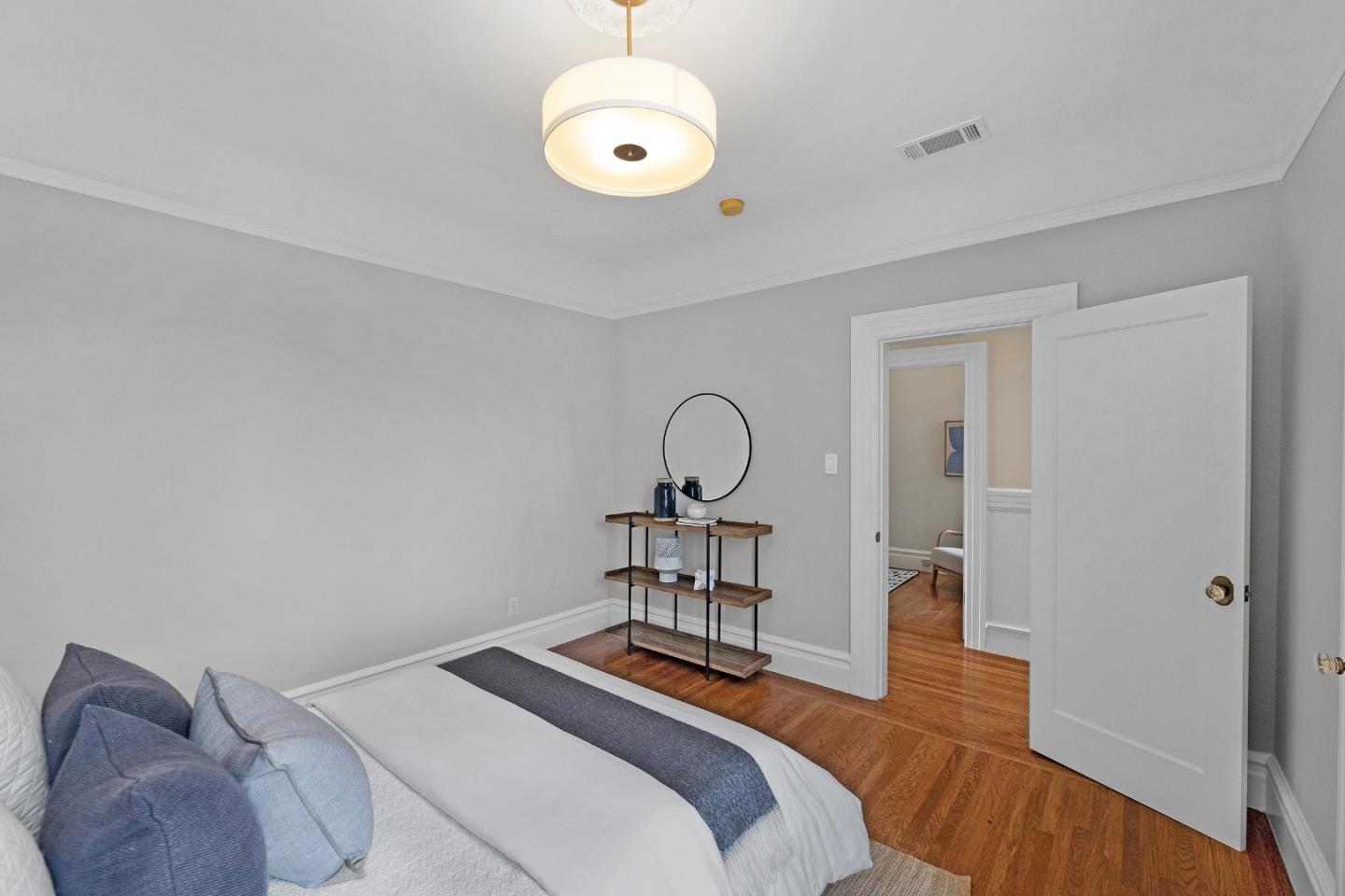 Detail Gallery Image 24 of 31 For 2327 Divisadero St, San Francisco,  CA 94115 - 3 Beds | 2 Baths