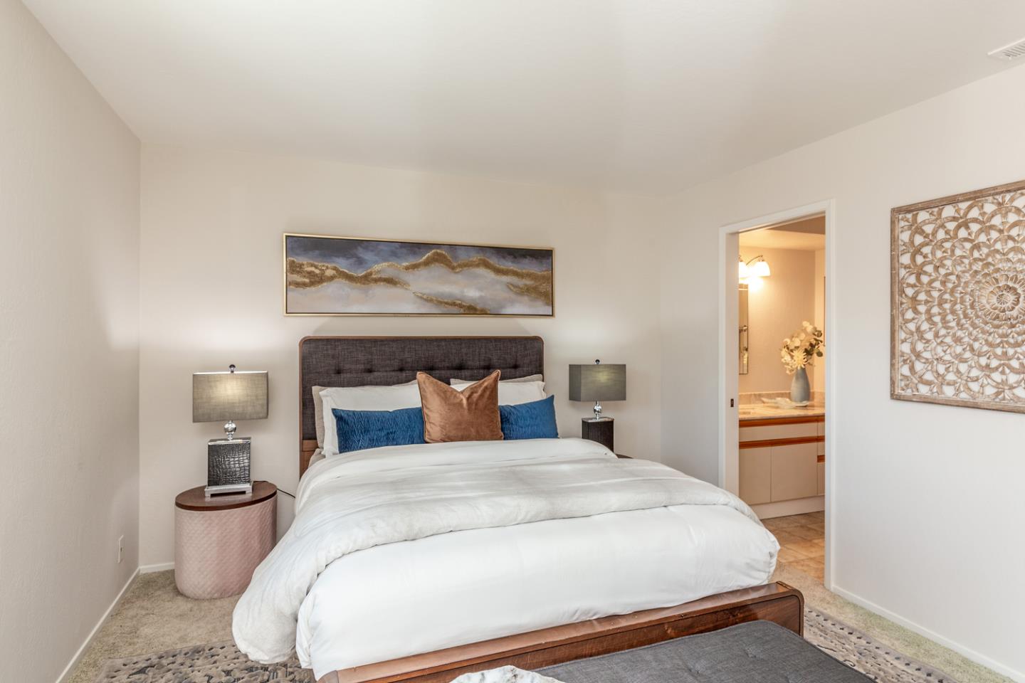 Detail Gallery Image 10 of 23 For 1983 San Luis Ave #18,  Mountain View,  CA 94043 - 2 Beds | 2/1 Baths