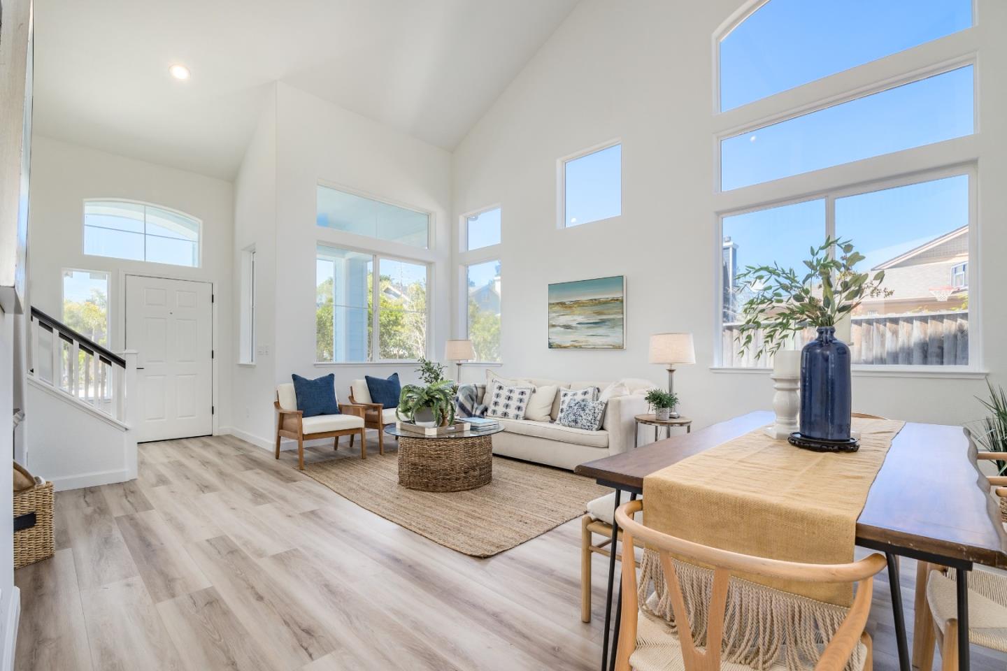 Detail Gallery Image 1 of 1 For 1733 Grey Seal Rd, Santa Cruz,  CA 95062 - 4 Beds | 2/1 Baths