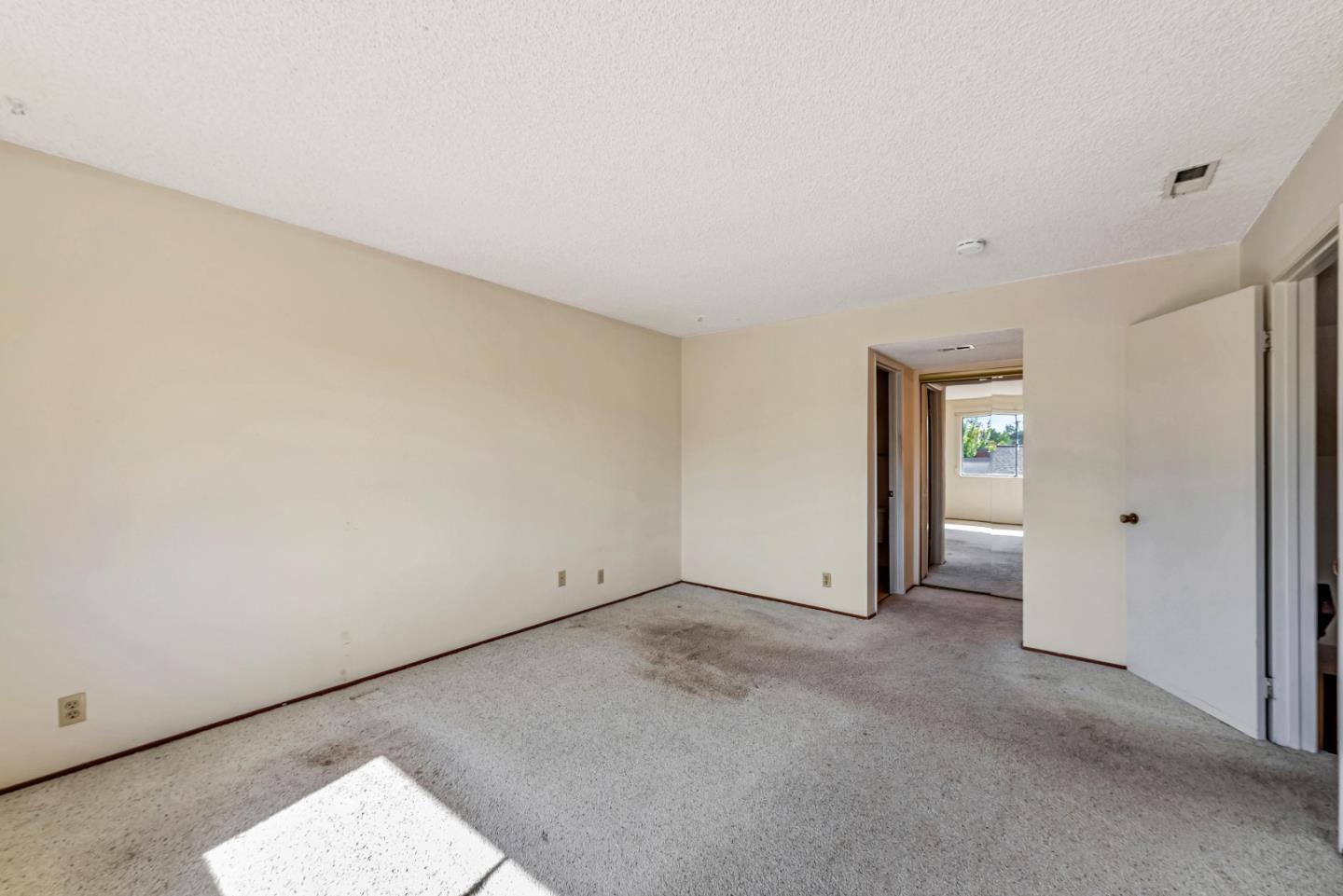 Detail Gallery Image 18 of 26 For 1667 New Brunswick Ave, Sunnyvale,  CA 94087 - 3 Beds | 2/1 Baths
