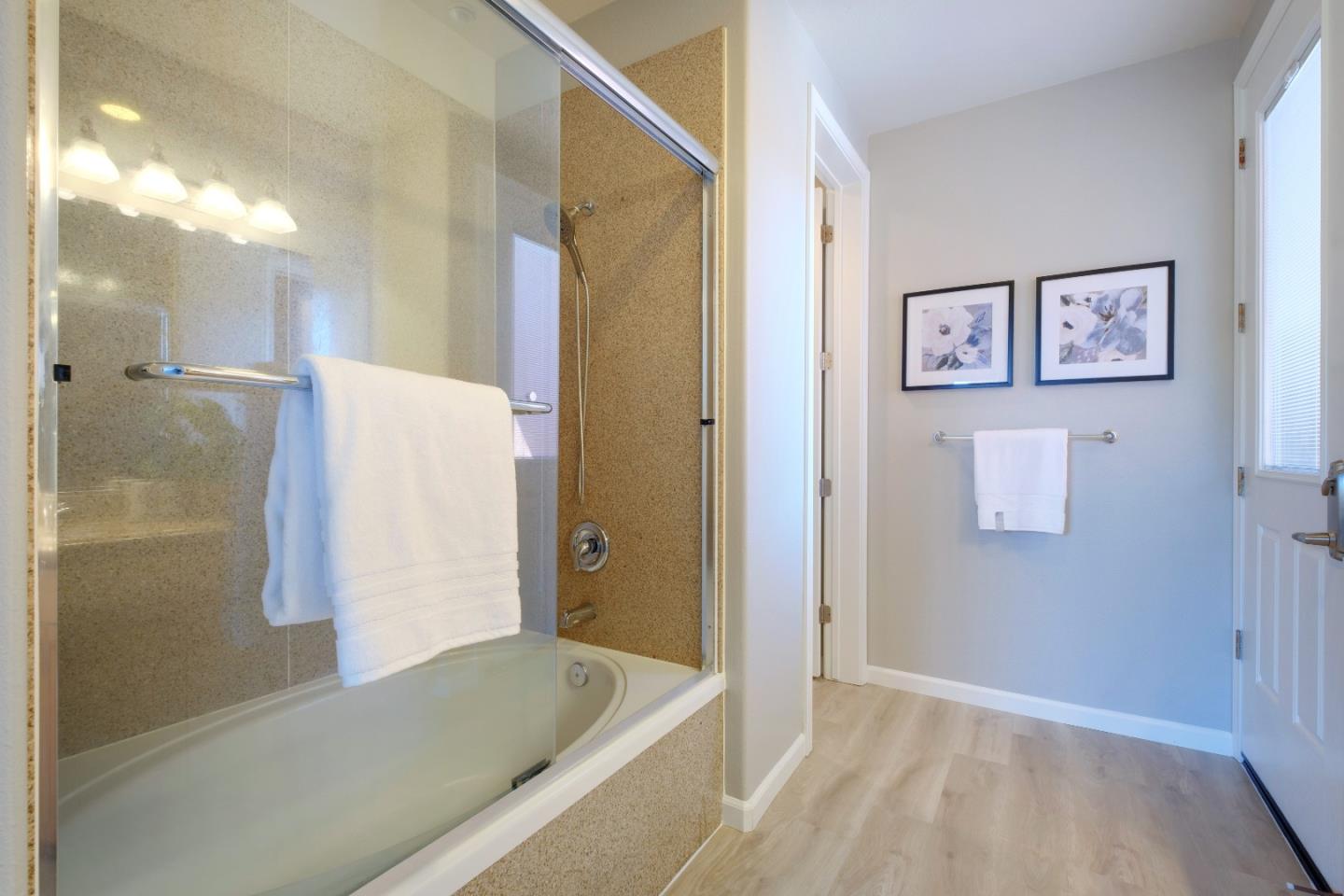 Detail Gallery Image 33 of 66 For 19999 Stevens Creek Blvd #307,  Cupertino,  CA 95014 - 2 Beds | 2 Baths