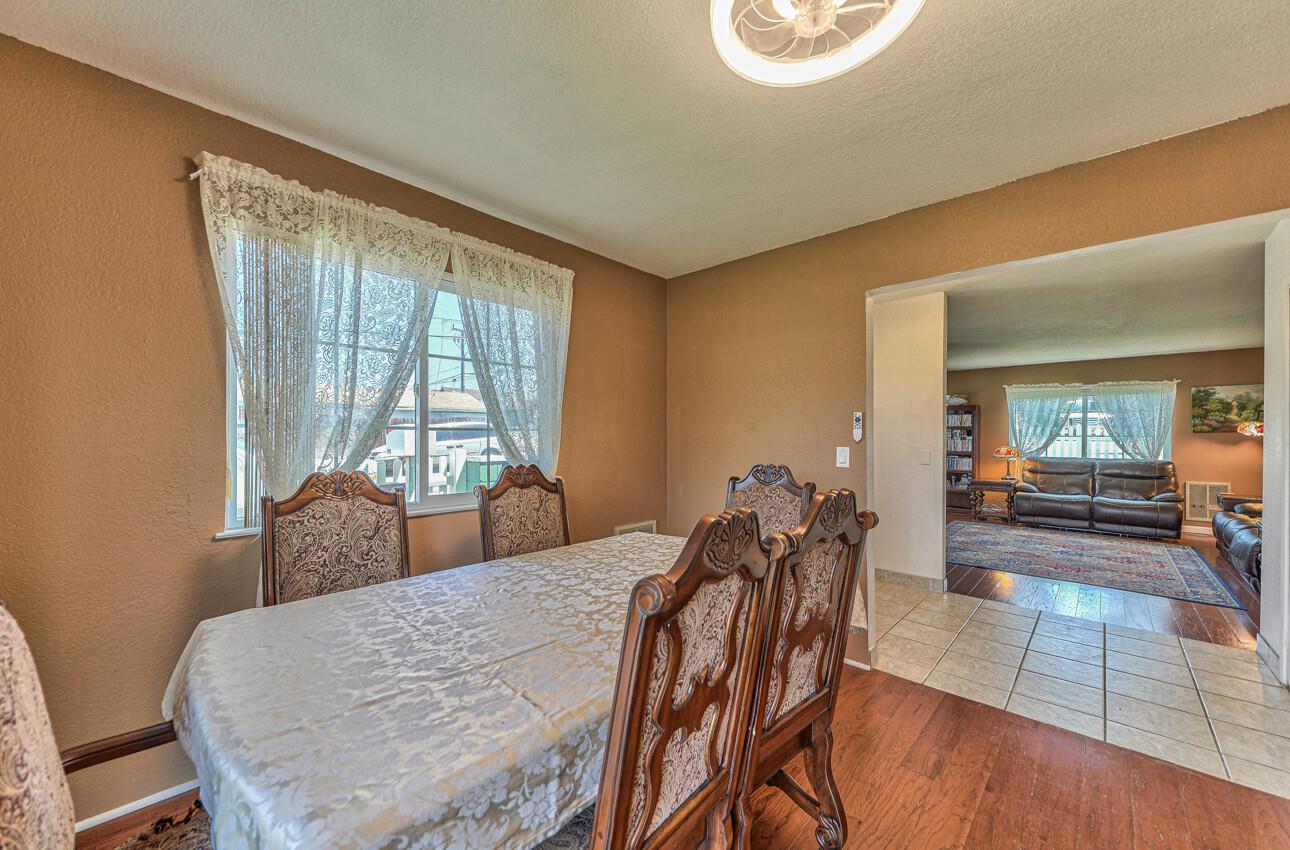Detail Gallery Image 12 of 39 For 1268 San Pablo Ave, Seaside,  CA 93955 - 3 Beds | 2/1 Baths