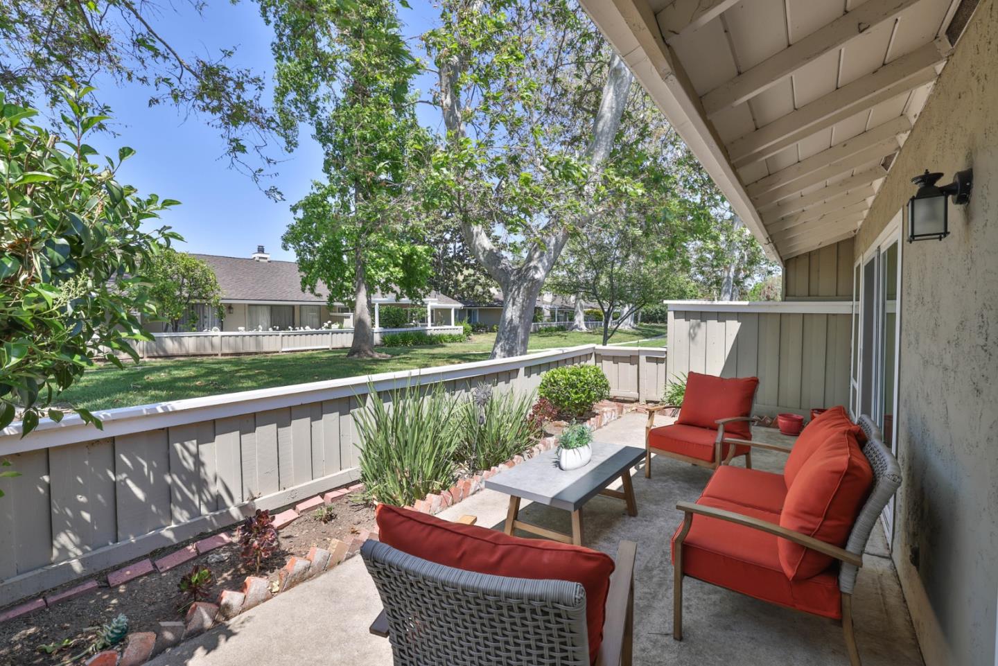 Detail Gallery Image 22 of 34 For 1119 Silver Oak Ct, San Jose,  CA 95120 - 2 Beds | 2 Baths