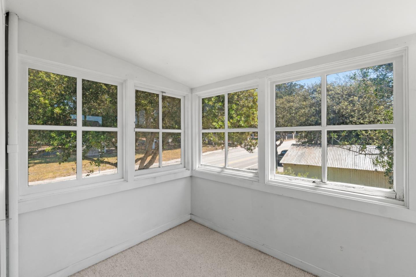 Detail Gallery Image 16 of 16 For 1298 2nd St, Monterey,  CA 93940 - 3 Beds | 1/1 Baths