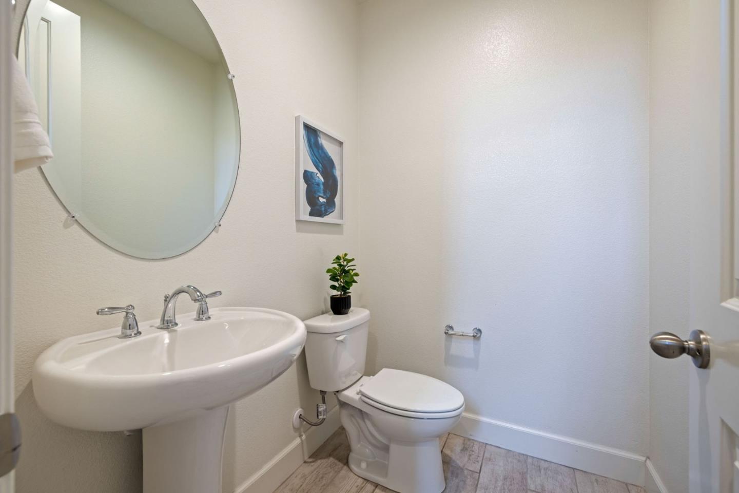 Detail Gallery Image 20 of 46 For 2067 Colony St, Mountain View,  CA 94043 - 4 Beds | 3/1 Baths