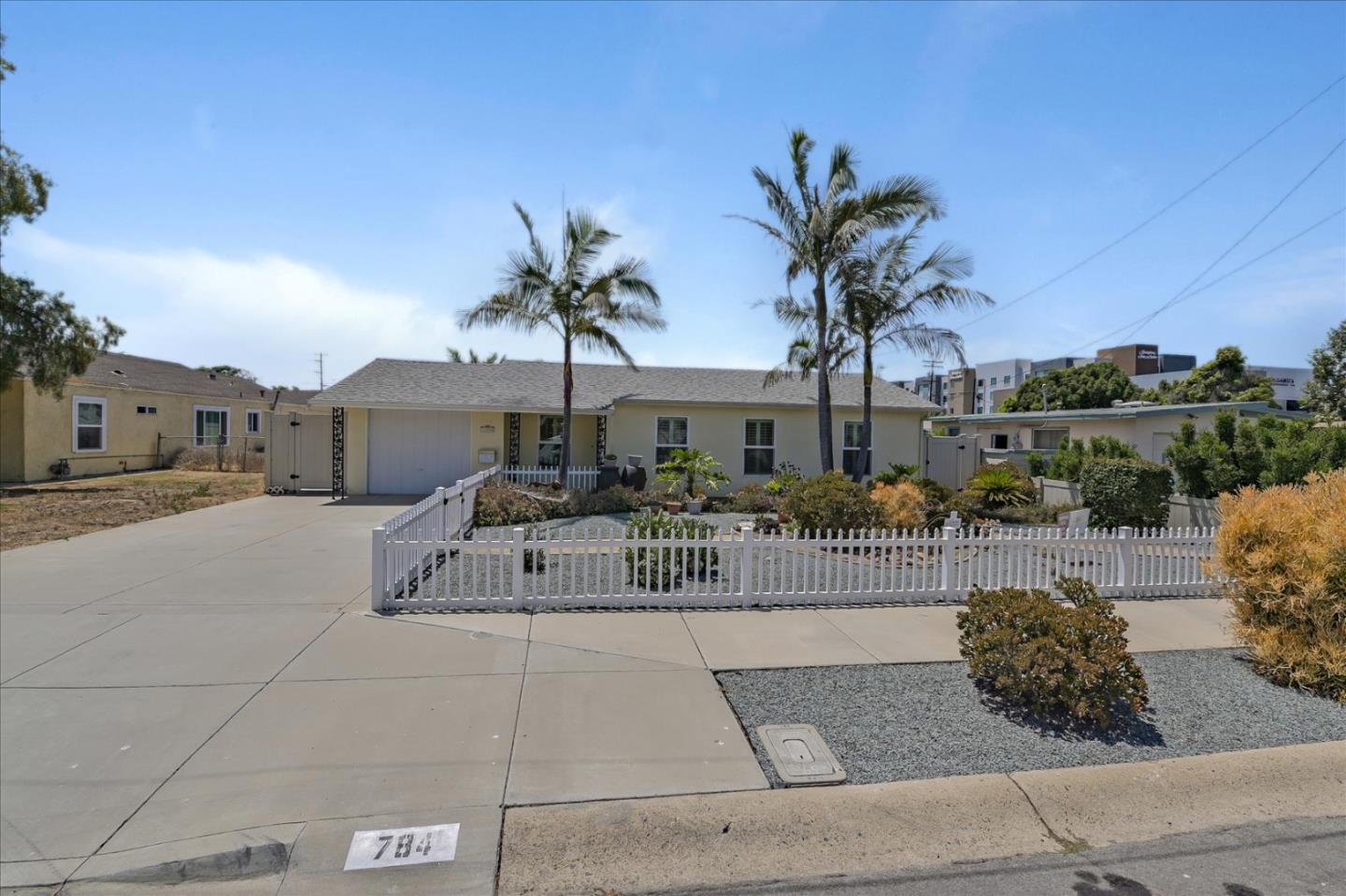 Detail Gallery Image 1 of 1 For 784 8th St, Imperial Beach,  CA 91932 - 3 Beds | 2 Baths