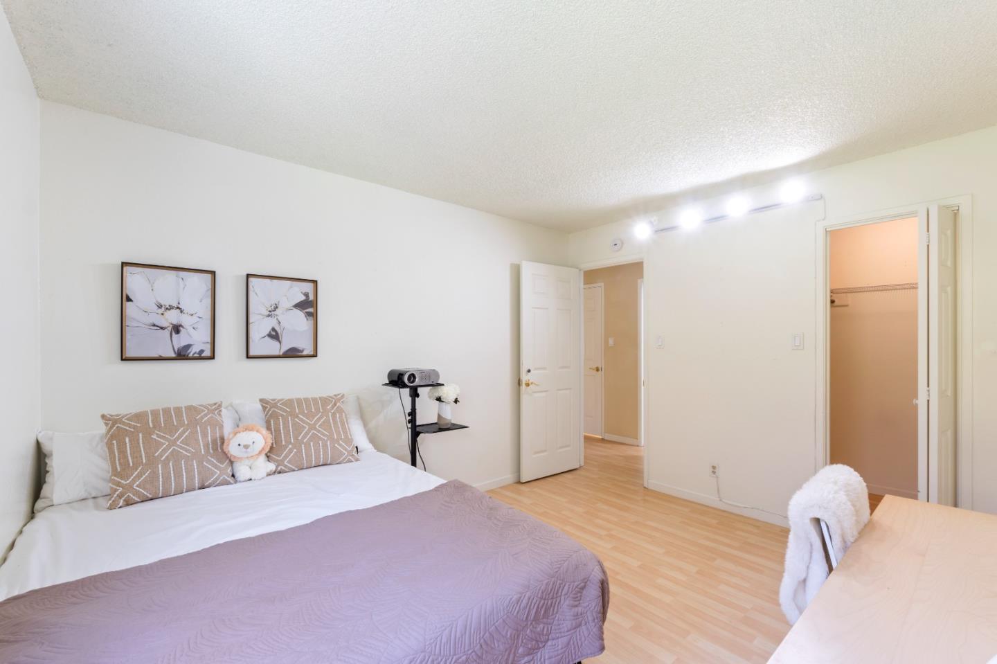 Detail Gallery Image 12 of 30 For 127 Piccadilly Pl #C,  San Bruno,  CA 94066 - 2 Beds | 1 Baths