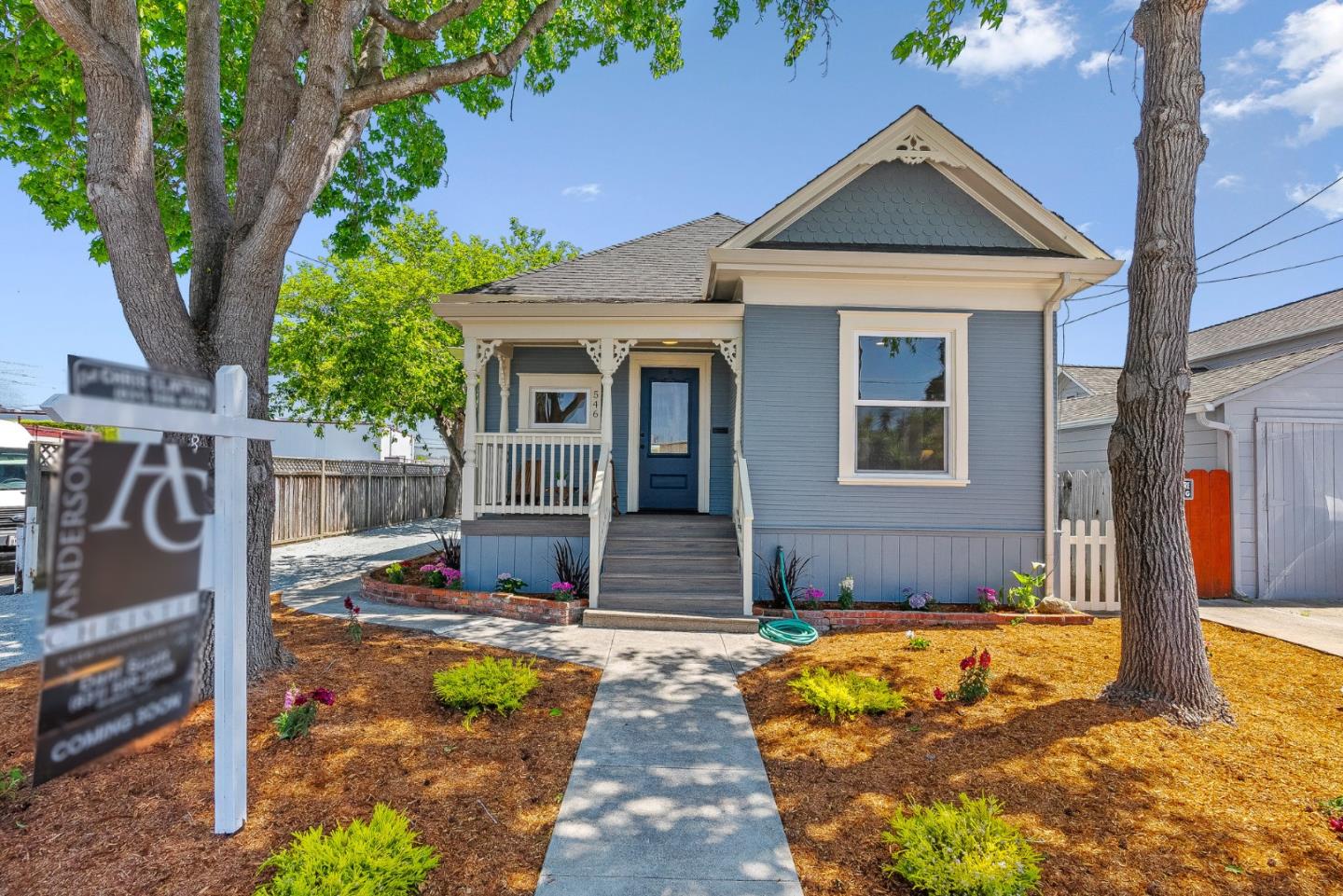 Detail Gallery Image 1 of 31 For 546 Ocean View Ave, Santa Cruz,  CA 95062 - 2 Beds | 2 Baths