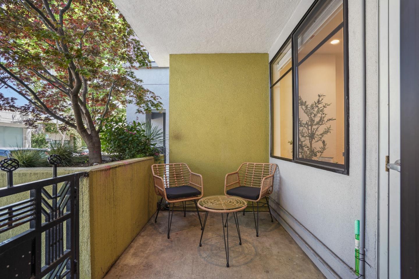 Detail Gallery Image 8 of 30 For 800 High St #106,  Palo Alto,  CA 94301 - 2 Beds | 2 Baths