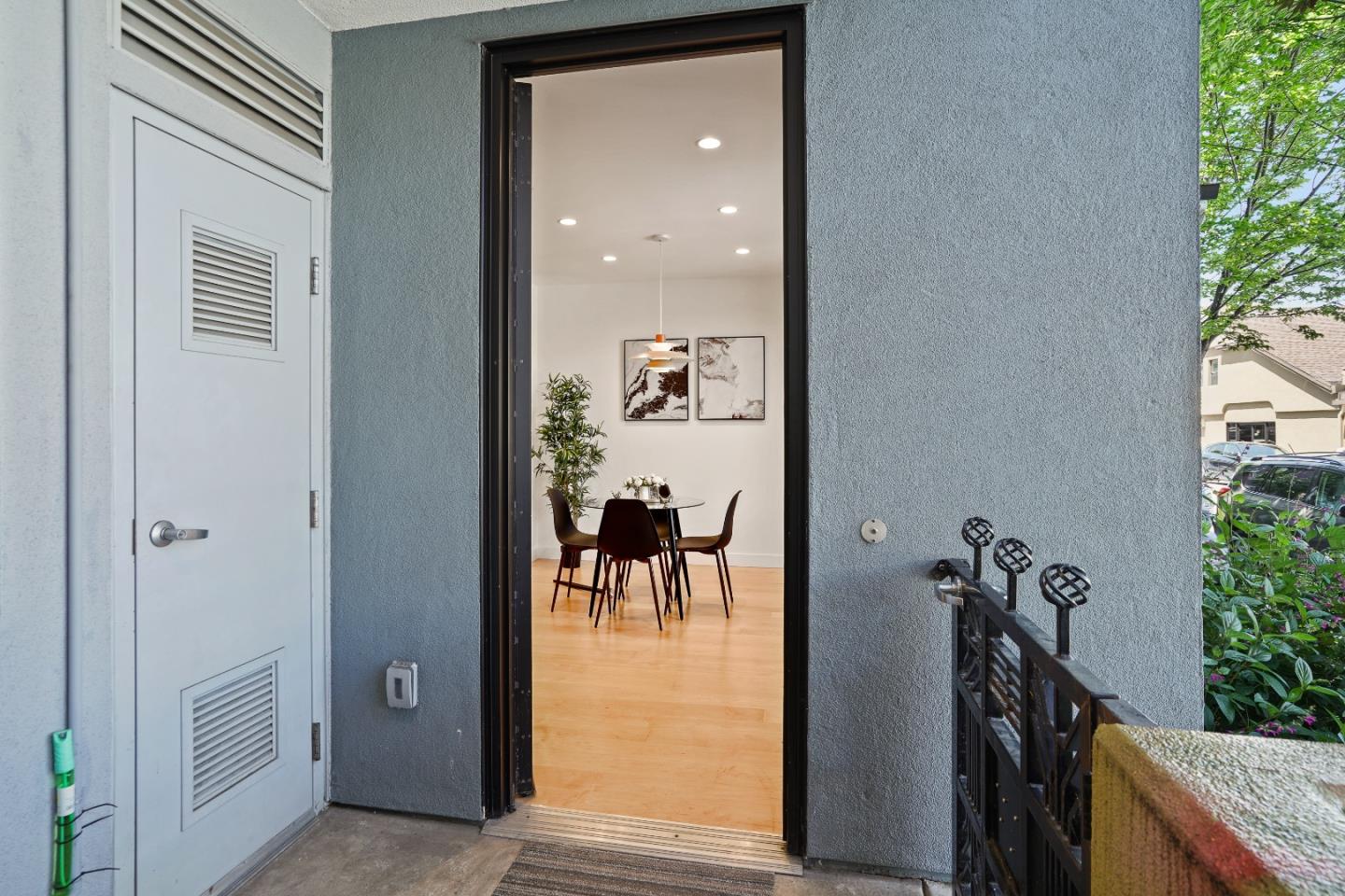 Detail Gallery Image 9 of 30 For 800 High St #106,  Palo Alto,  CA 94301 - 2 Beds | 2 Baths