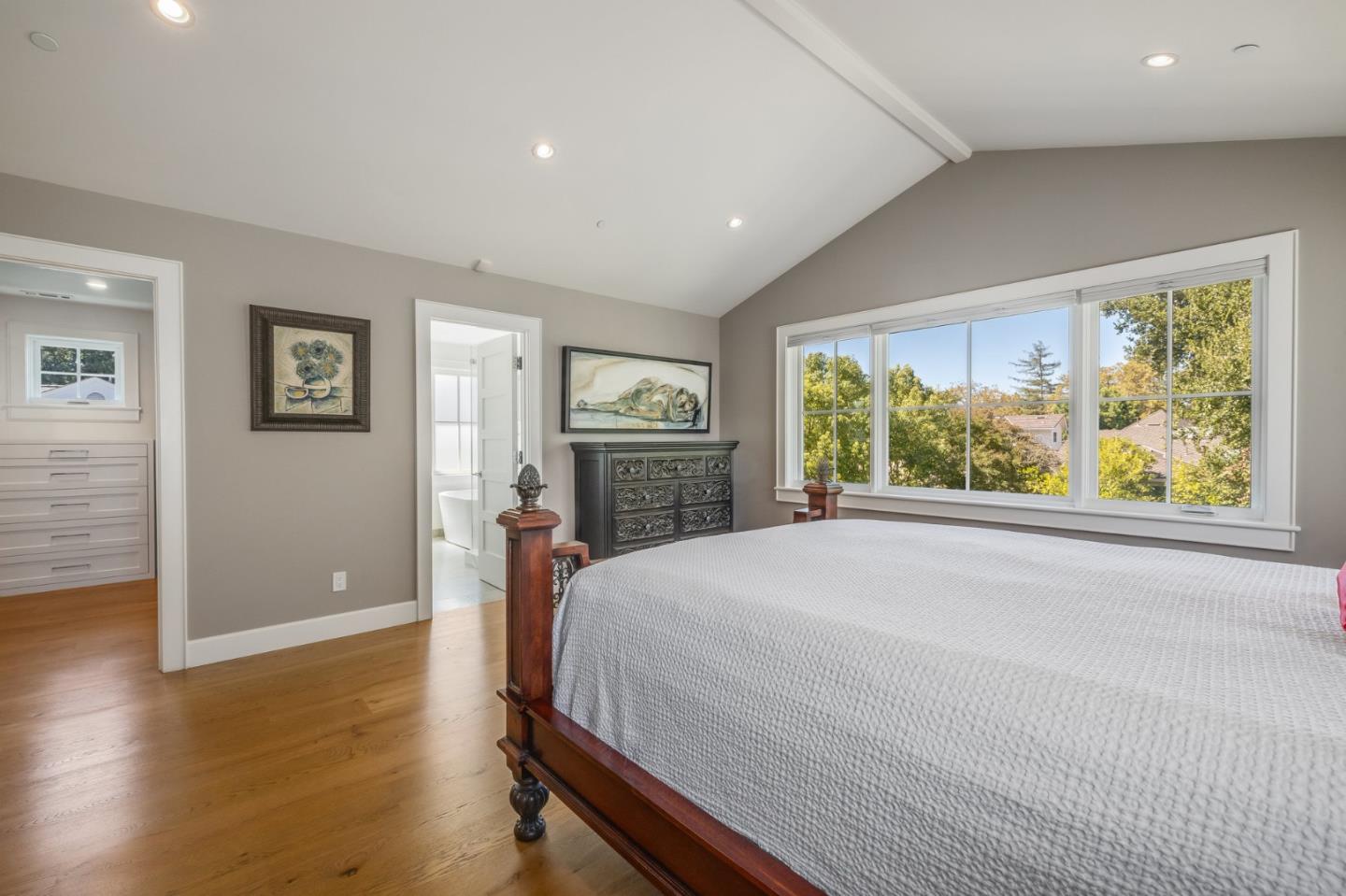 Detail Gallery Image 36 of 72 For 151 Seale Ave, Palo Alto,  CA 94301 - 6 Beds | 4/1 Baths
