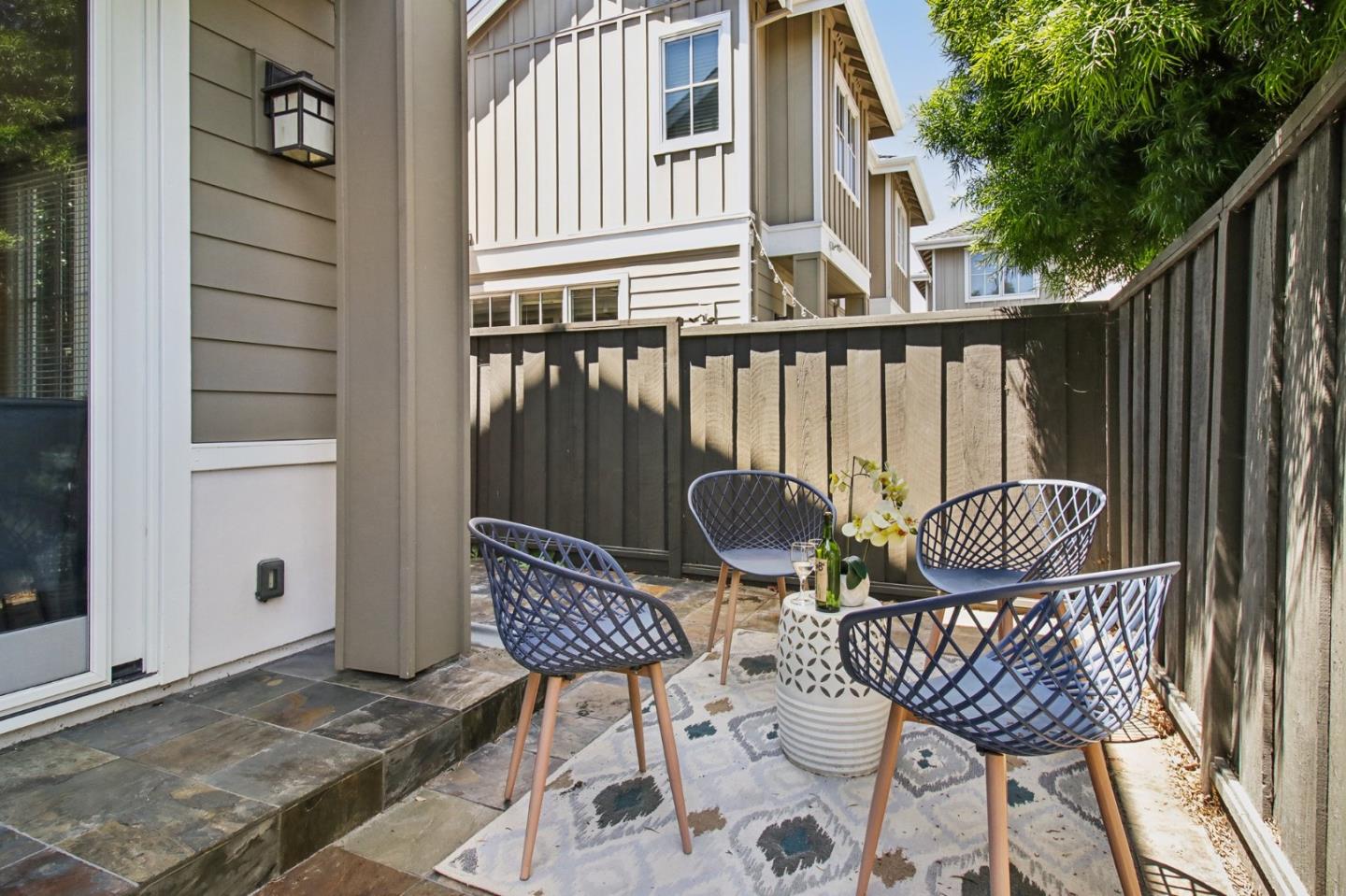 Detail Gallery Image 36 of 39 For 1601 Kentfield Ave, Redwood City,  CA 94061 - 3 Beds | 2/1 Baths