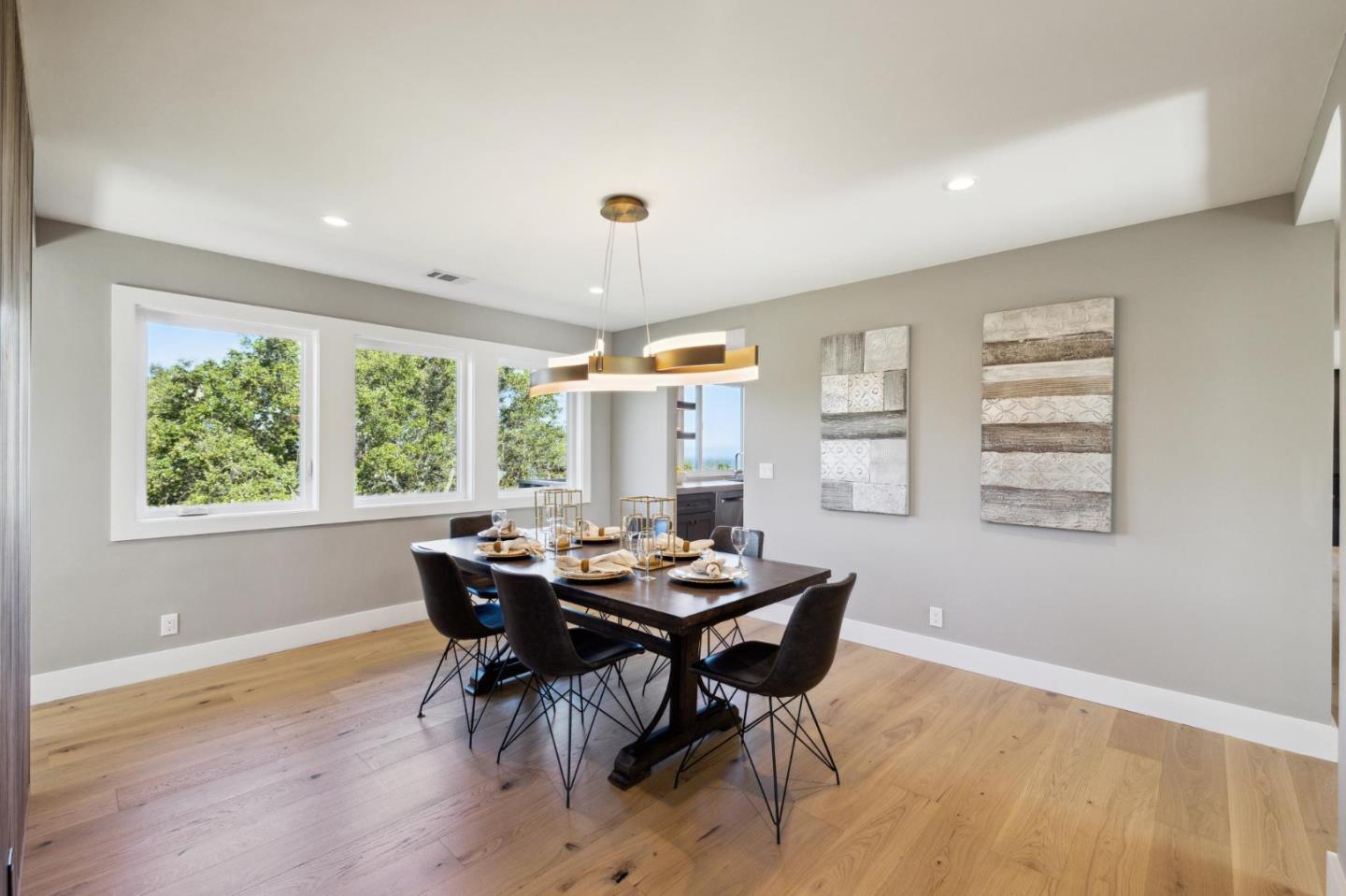 Detail Gallery Image 21 of 102 For 105 Auzerais Ct, Los Gatos,  CA 95032 - 6 Beds | 4/1 Baths