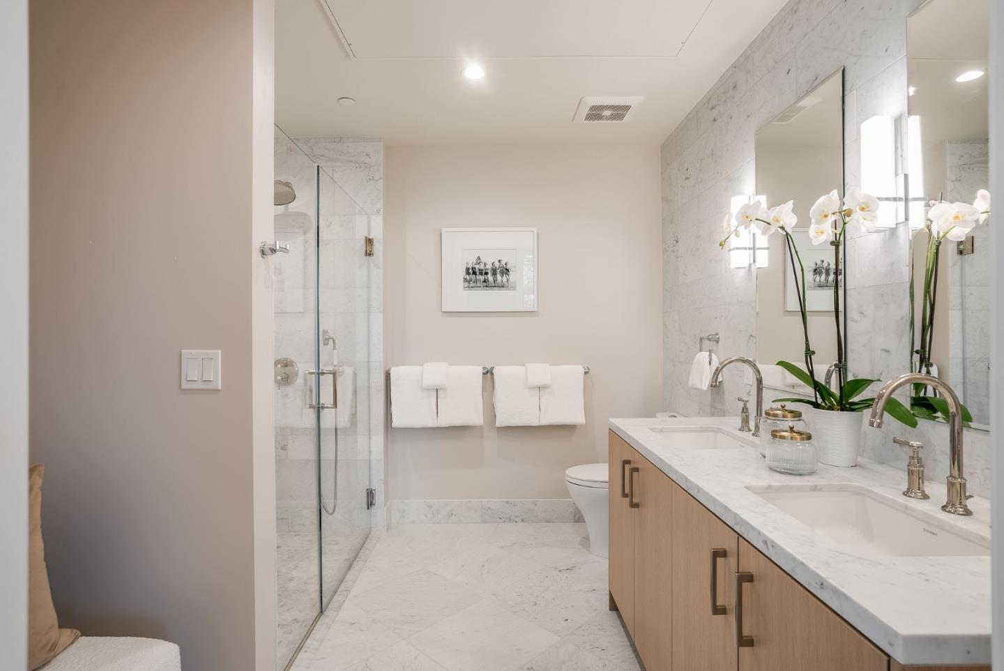 Detail Gallery Image 25 of 44 For 450 1st St #301,  Los Altos,  CA 94022 - 2 Beds | 2/1 Baths