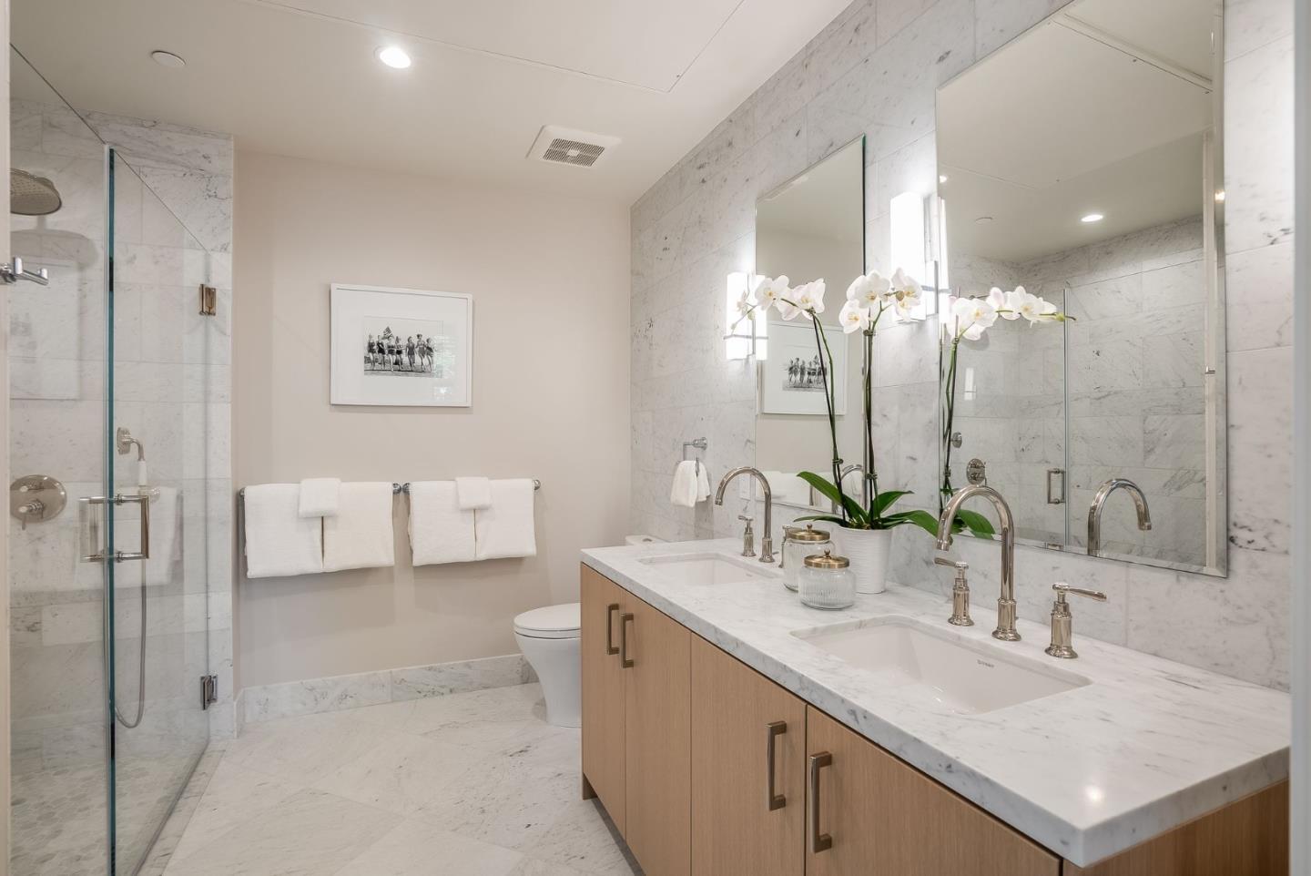 Detail Gallery Image 26 of 44 For 450 1st St #301,  Los Altos,  CA 94022 - 2 Beds | 2/1 Baths