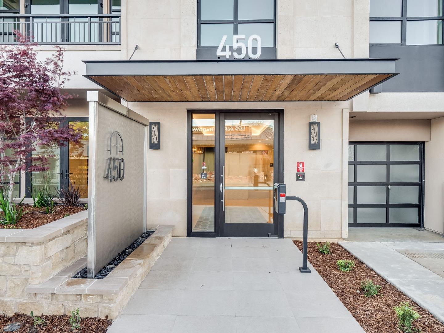 Detail Gallery Image 3 of 44 For 450 1st St #301,  Los Altos,  CA 94022 - 2 Beds | 2/1 Baths