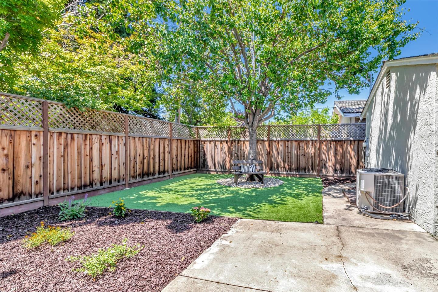 Detail Gallery Image 39 of 42 For 7576 Kirwin Ln, Cupertino,  CA 95014 - 4 Beds | 2 Baths