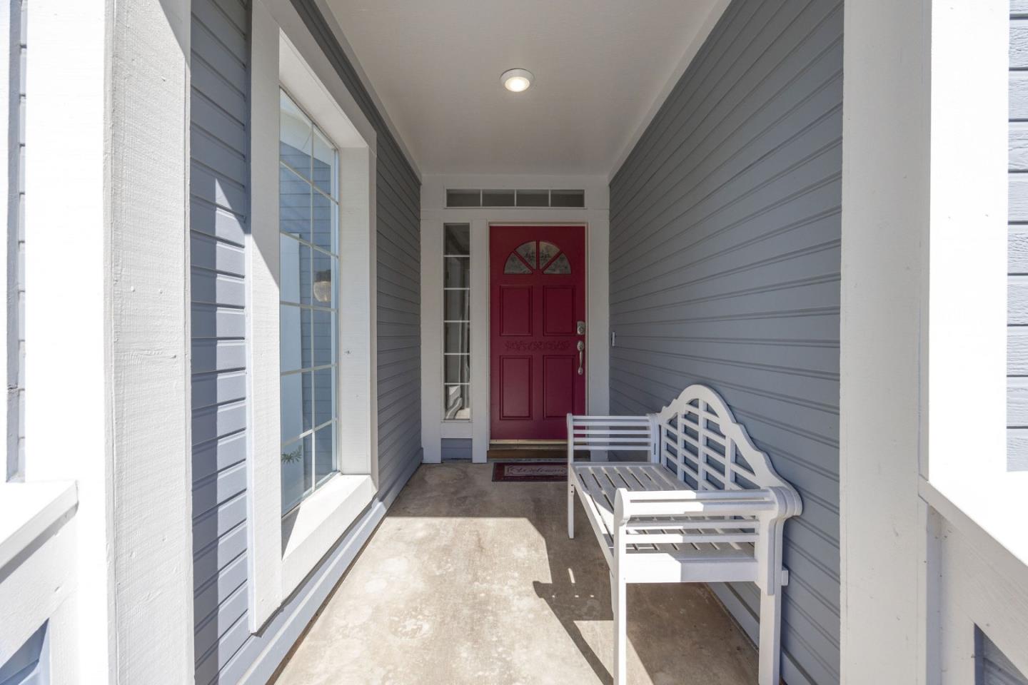 Detail Gallery Image 2 of 35 For 9 Merion Rd, Half Moon Bay,  CA 94019 - 2 Beds | 2/1 Baths