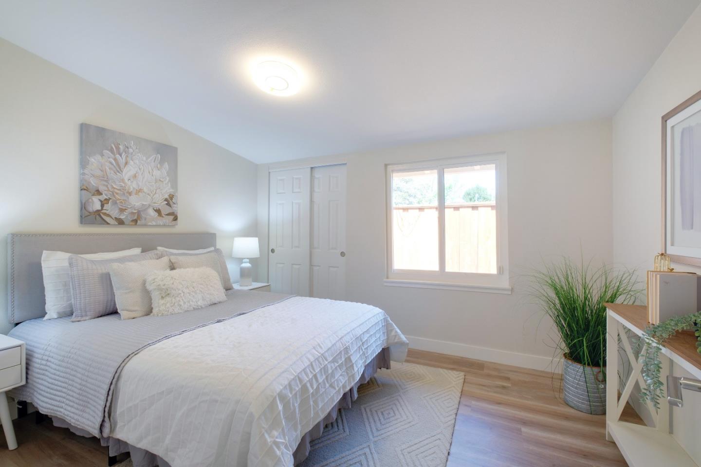 Detail Gallery Image 32 of 59 For 364 N Rengstorff Ave, Mountain View,  CA 94043 - 4 Beds | 2 Baths