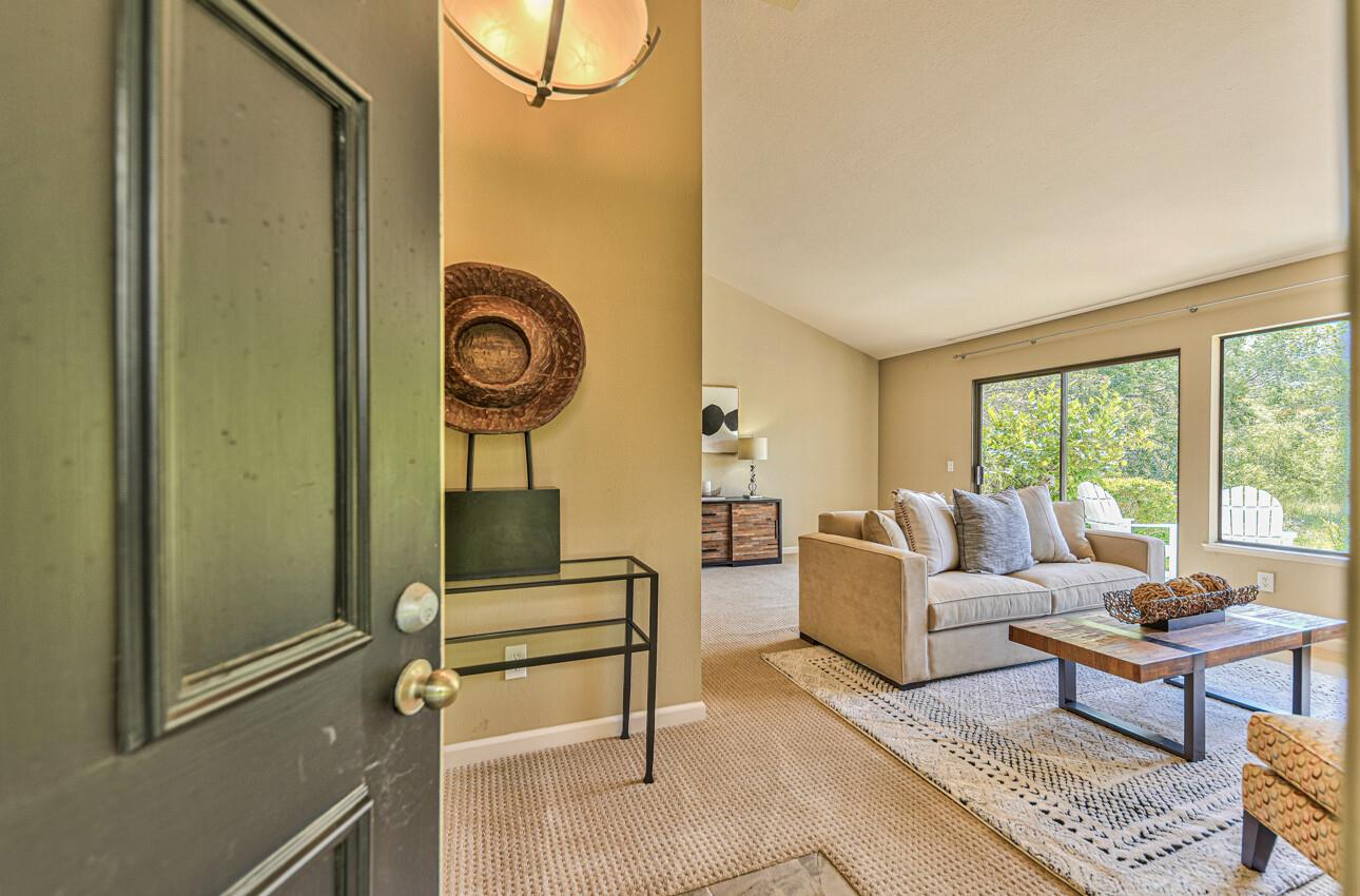 Detail Gallery Image 4 of 38 For 3850 Rio Rd #56,  Carmel,  CA 93923 - 2 Beds | 2 Baths