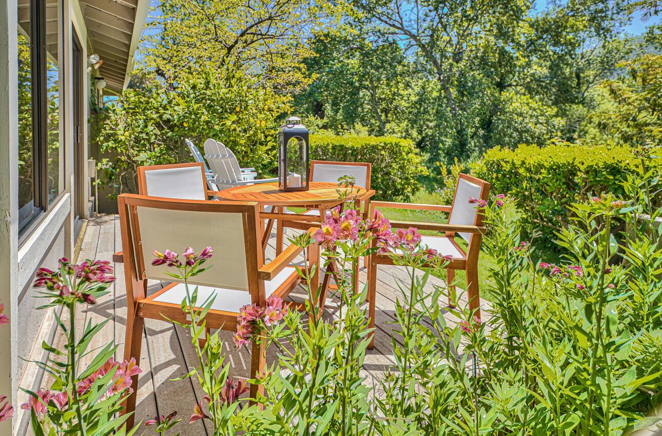 Detail Gallery Image 9 of 38 For 3850 Rio Rd #56,  Carmel,  CA 93923 - 2 Beds | 2 Baths