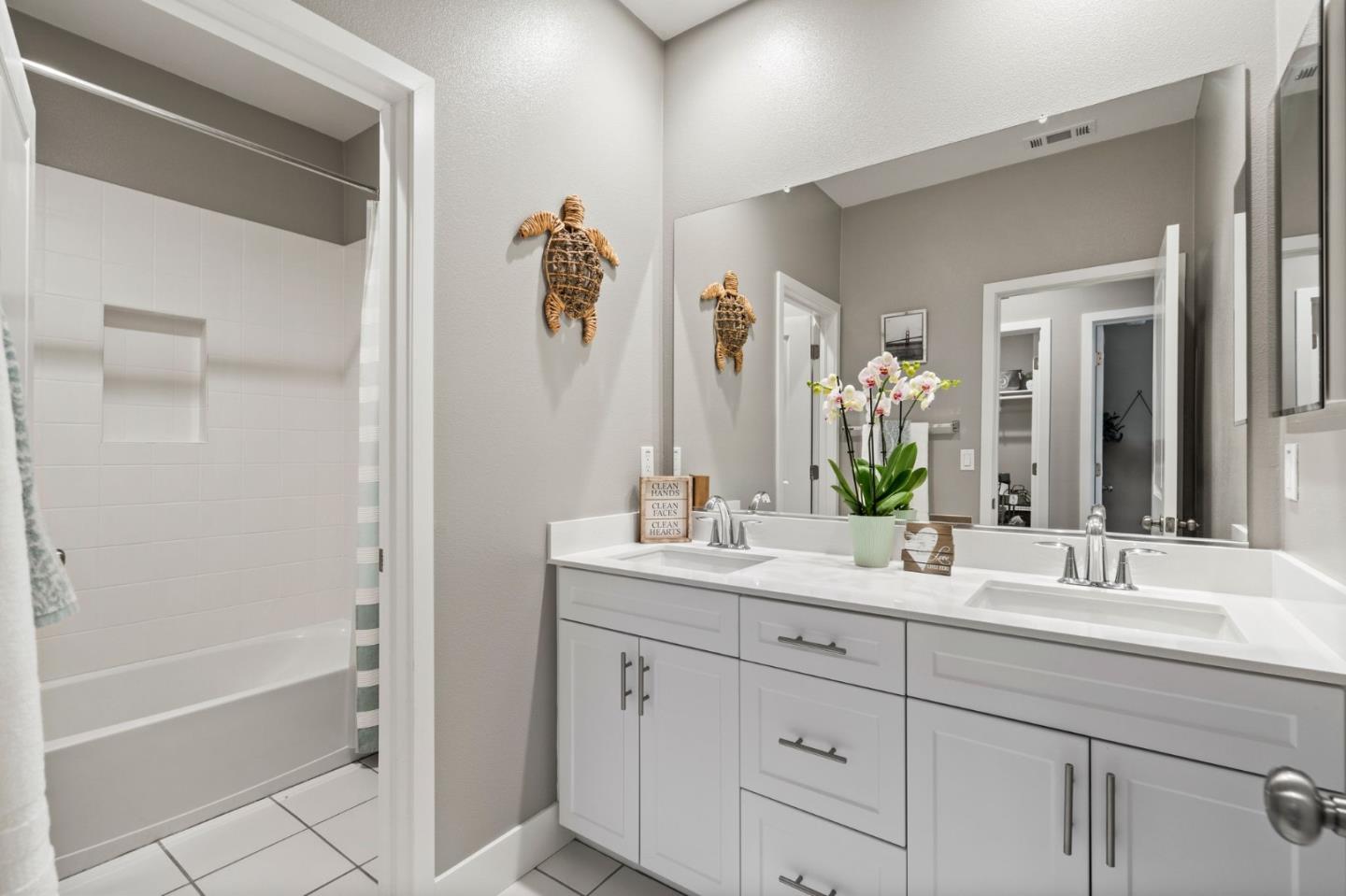 Detail Gallery Image 21 of 35 For 18089 Monterey Rd, Morgan Hill,  CA 95037 - 3 Beds | 2/1 Baths