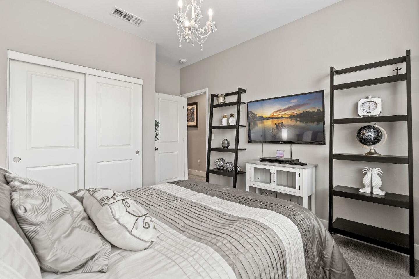 Detail Gallery Image 22 of 35 For 18089 Monterey Rd, Morgan Hill,  CA 95037 - 3 Beds | 2/1 Baths