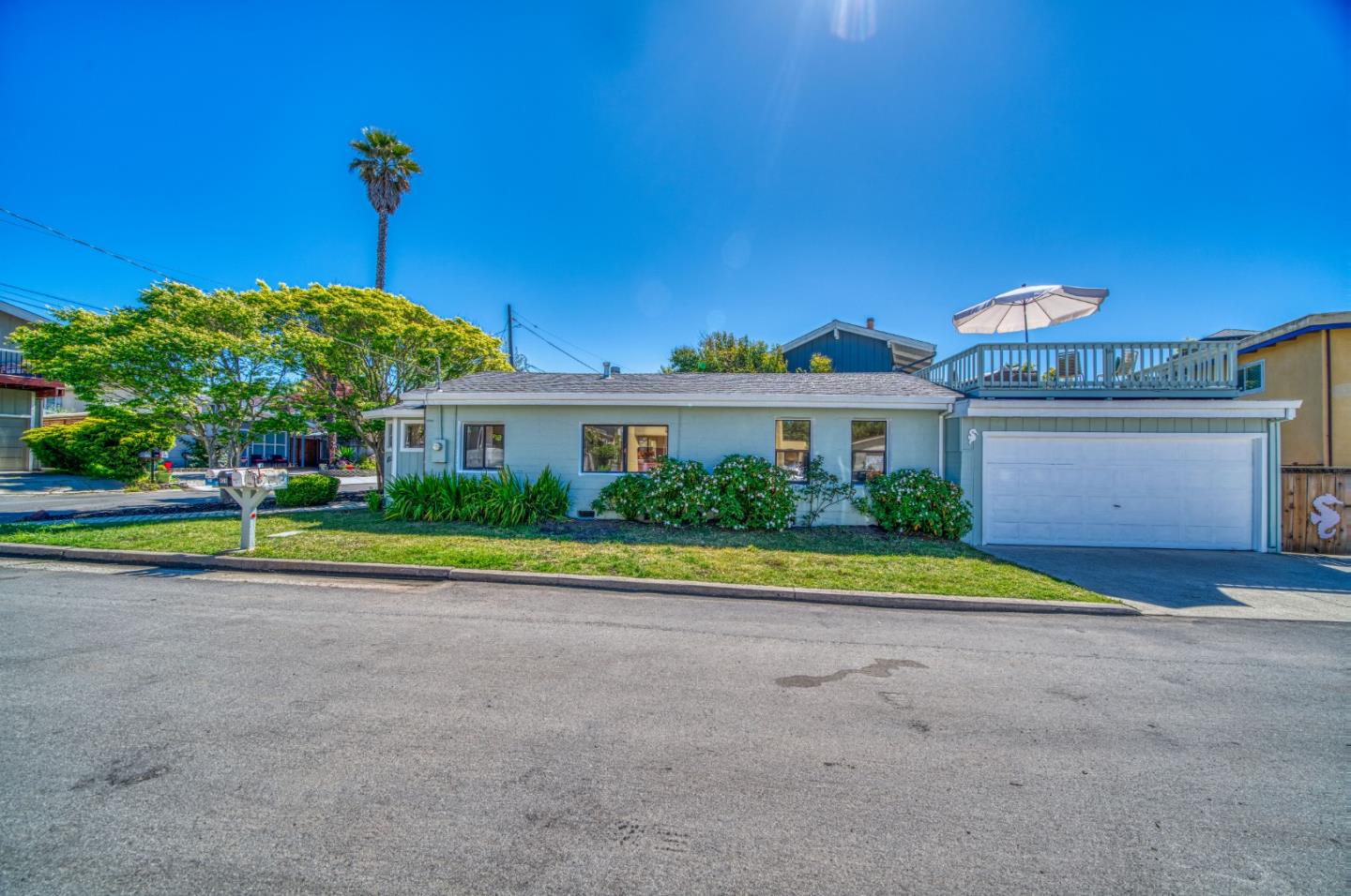 Detail Gallery Image 1 of 35 For 421 Park Dr, Aptos,  CA 95003 - 2 Beds | 1 Baths