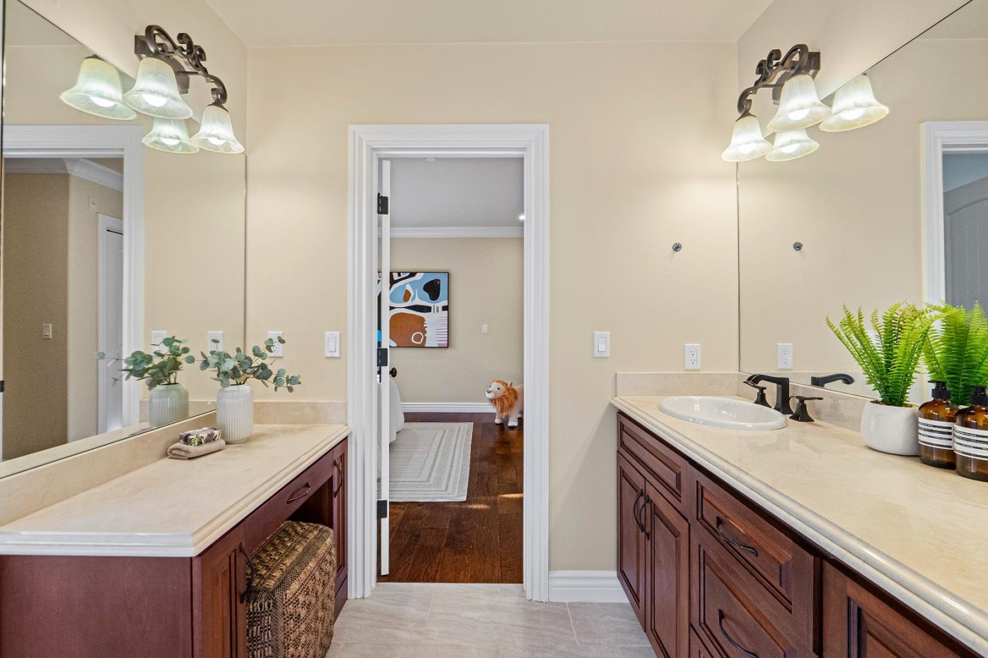 Detail Gallery Image 28 of 68 For 15090 Park Dr, Saratoga,  CA 95070 - 4 Beds | 3/1 Baths
