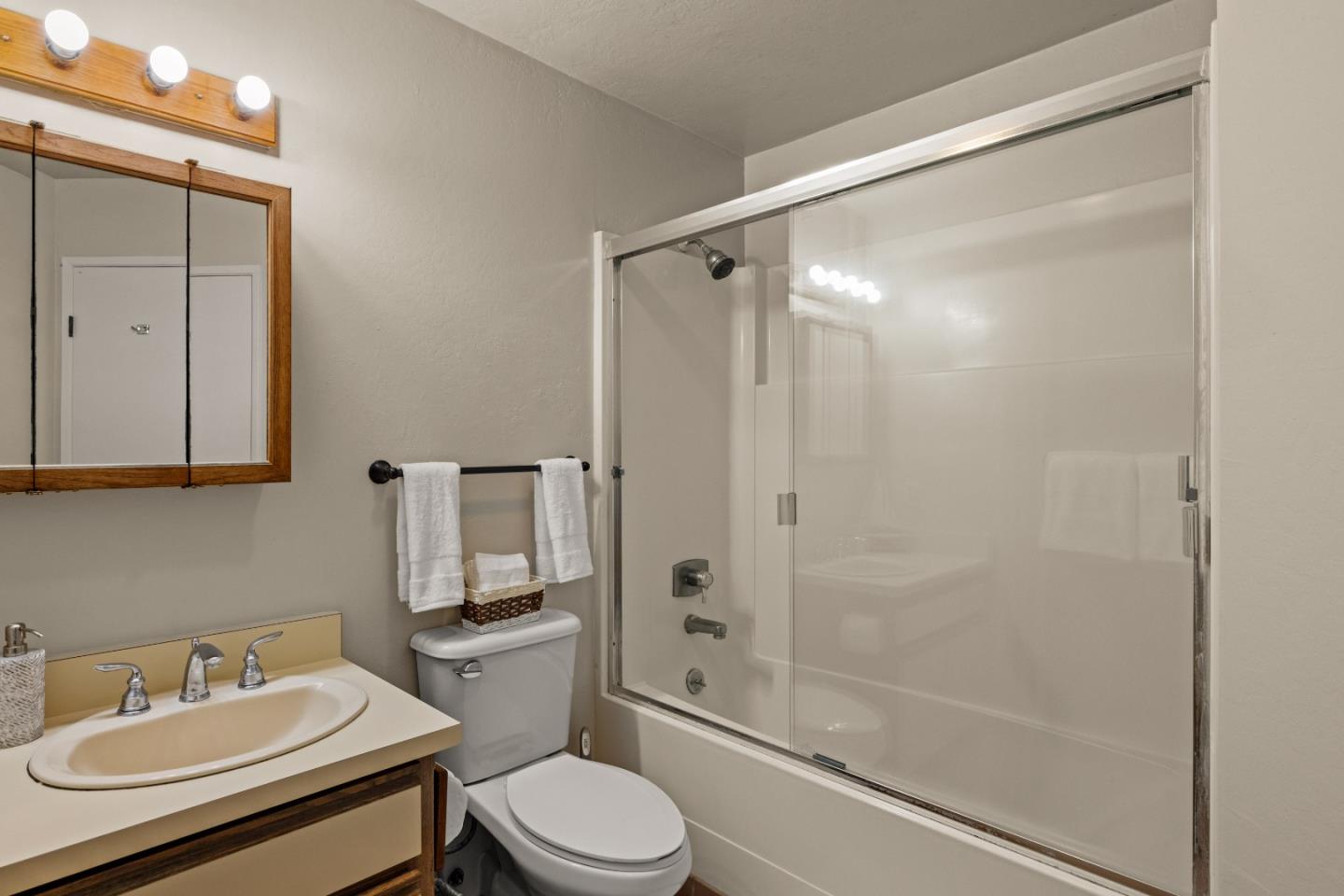 Detail Gallery Image 27 of 38 For 101 Shell Dr #211,  Watsonville,  CA 95076 - 1 Beds | 1 Baths