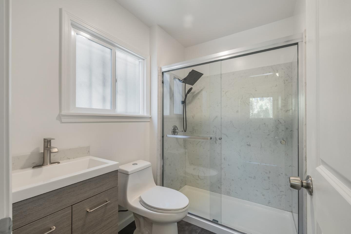 Detail Gallery Image 21 of 43 For 119 7th St, Oakland,  CA 94607 - 3 Beds | 2 Baths