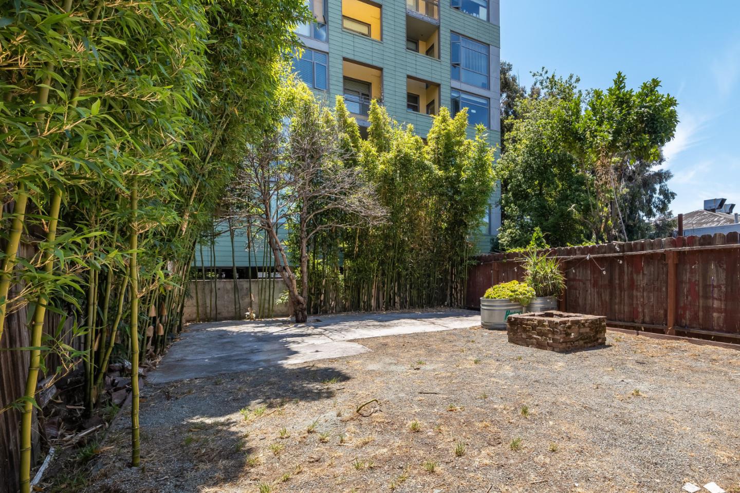 Detail Gallery Image 41 of 43 For 119 7th St, Oakland,  CA 94607 - 3 Beds | 2 Baths