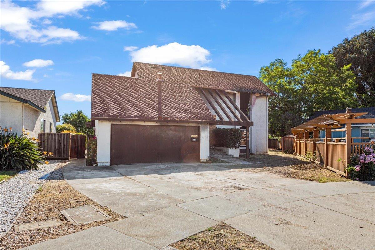 Detail Gallery Image 1 of 22 For 3013 Mauna Loa Ct, San Jose,  CA 95132 - 4 Beds | 2 Baths