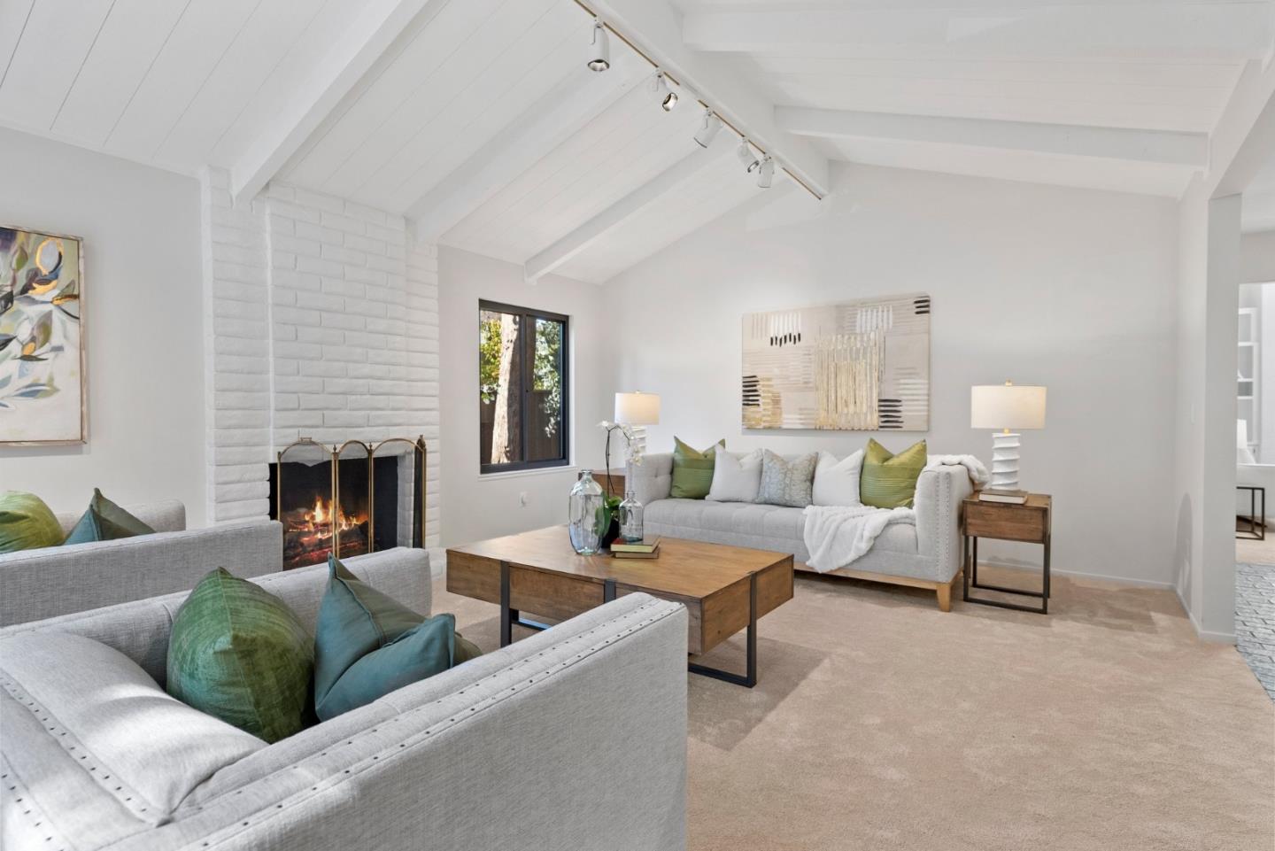 Detail Gallery Image 12 of 46 For 16593 Ferris Ave, Los Gatos,  CA 95032 - 4 Beds | 2/1 Baths