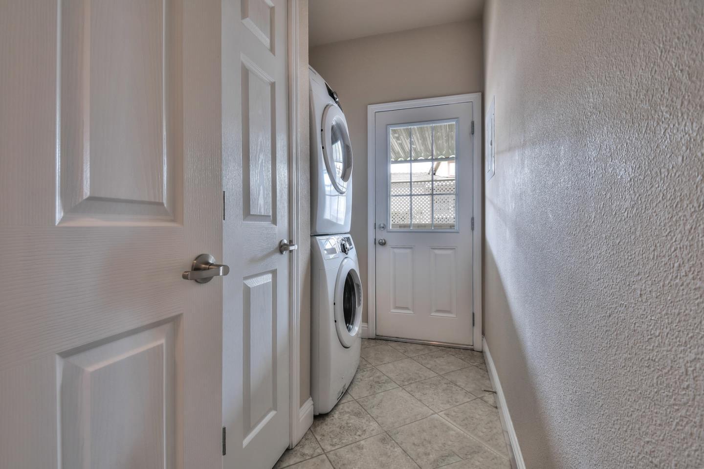 Detail Gallery Image 19 of 29 For 1225 Vienna Dr #269,  Sunnyvale,  CA 94089 - 3 Beds | 2 Baths