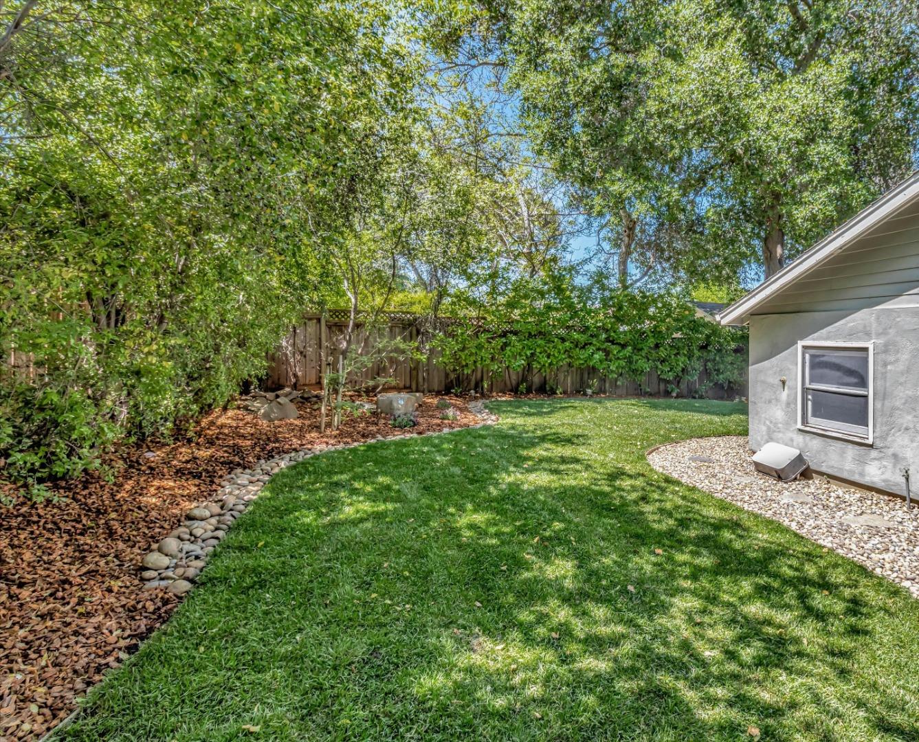 Detail Gallery Image 39 of 46 For 20540 Komina Ave, Saratoga,  CA 95070 - 3 Beds | 2 Baths