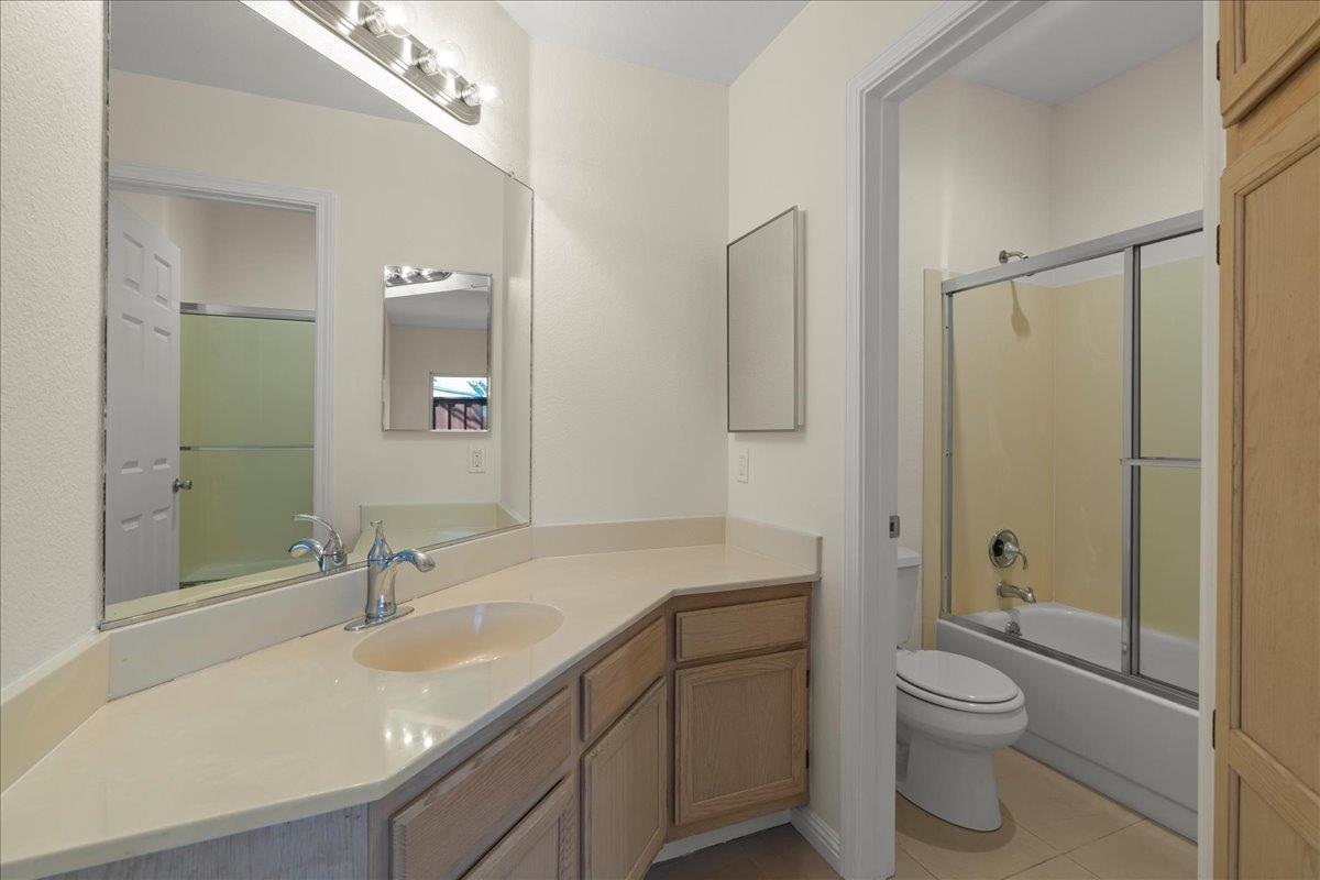 Detail Gallery Image 15 of 23 For 209 Anderly Ct #21,  Hayward,  CA 94541 - 2 Beds | 2 Baths