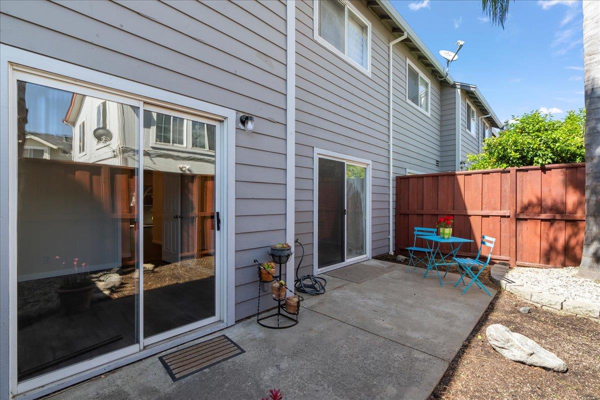 Detail Gallery Image 17 of 23 For 209 Anderly Ct #21,  Hayward,  CA 94541 - 2 Beds | 2 Baths