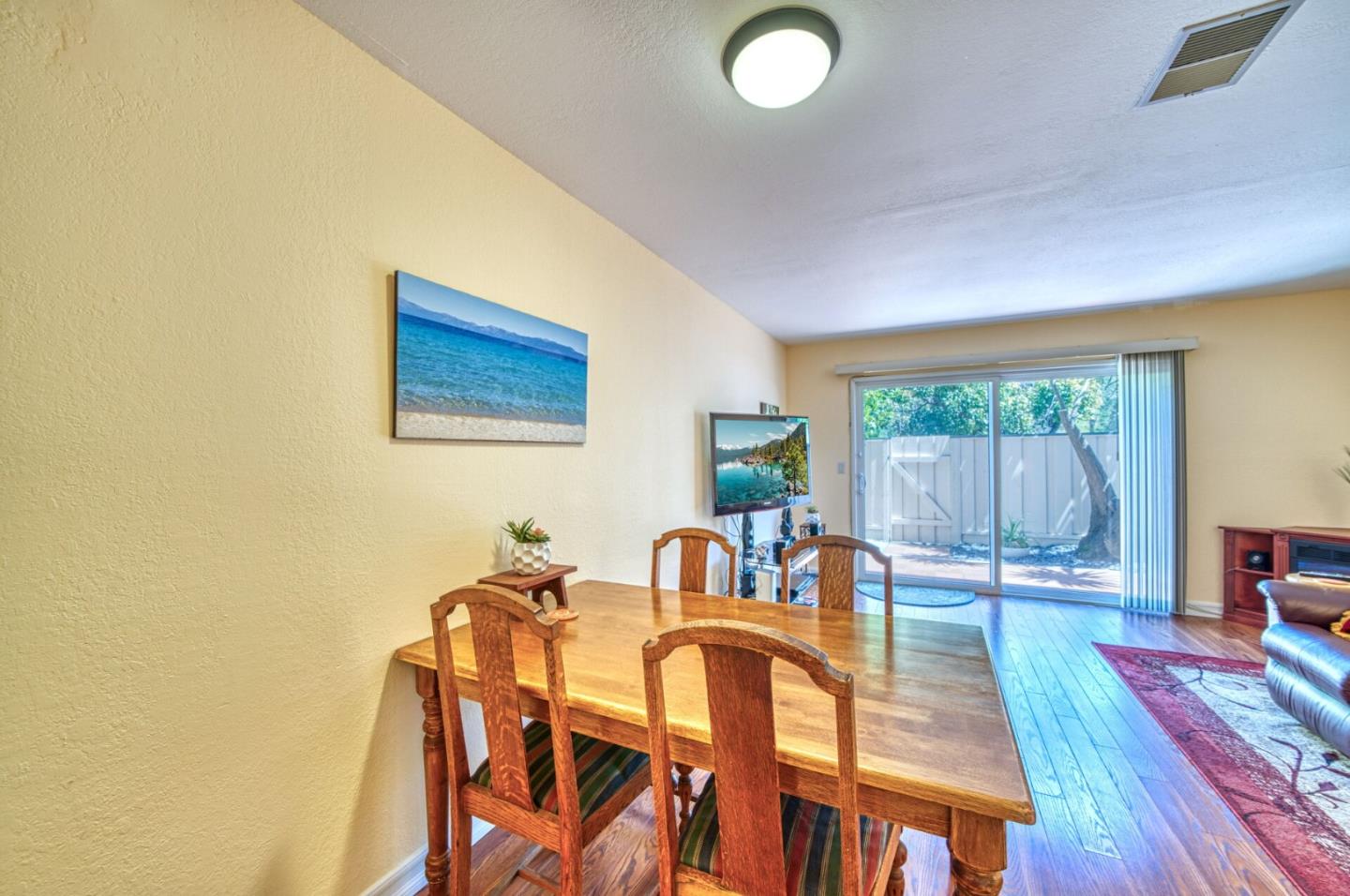 Detail Gallery Image 11 of 32 For 1351 Terra Nova Blvd, Pacifica,  CA 94044 - 2 Beds | 1/1 Baths