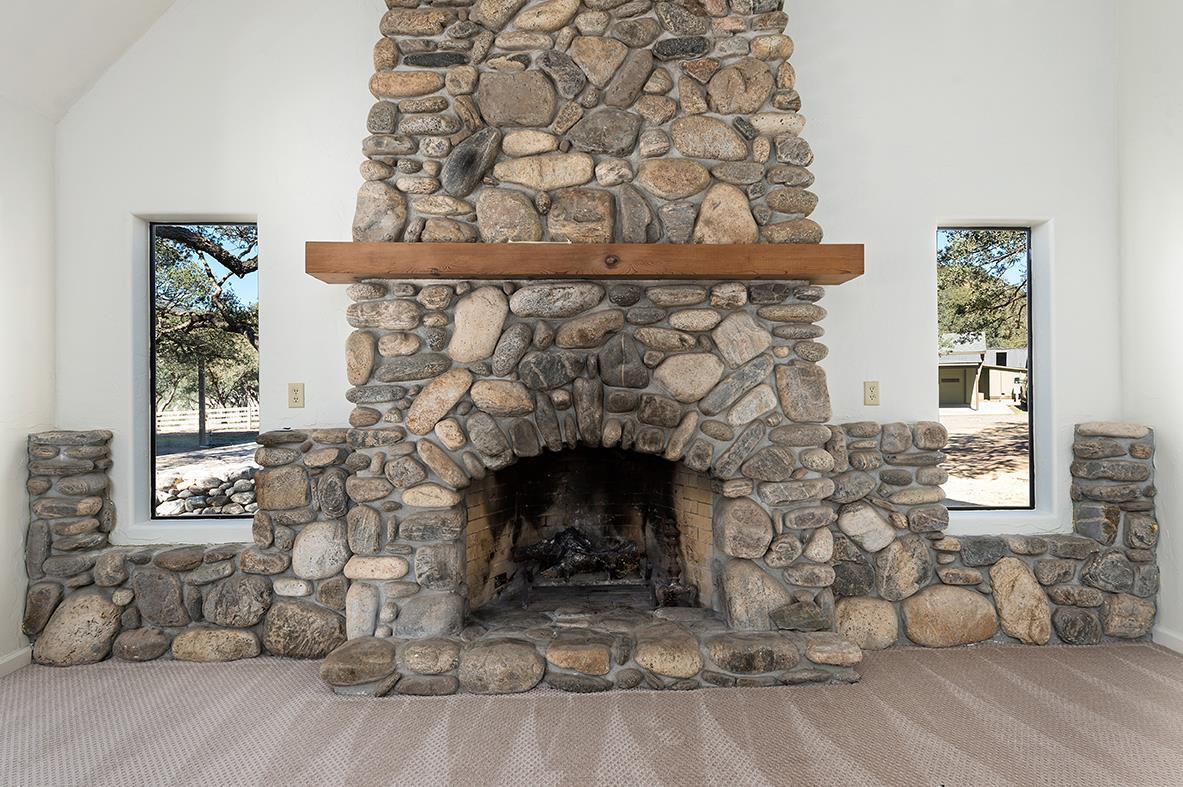 Detail Gallery Image 34 of 74 For 45251 Carmel Valley Rd, Greenfield,  CA 93927 - 3 Beds | 2 Baths