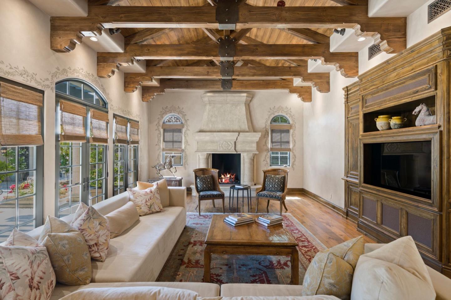 Detail Gallery Image 20 of 82 For 25751 Elena Rd, Los Altos Hills,  CA 94022 - 6 Beds | 8/1 Baths