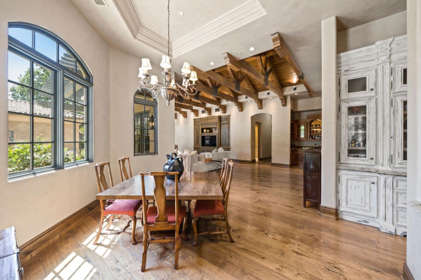 Detail Gallery Image 25 of 82 For 25751 Elena Rd, Los Altos Hills,  CA 94022 - 6 Beds | 8/1 Baths