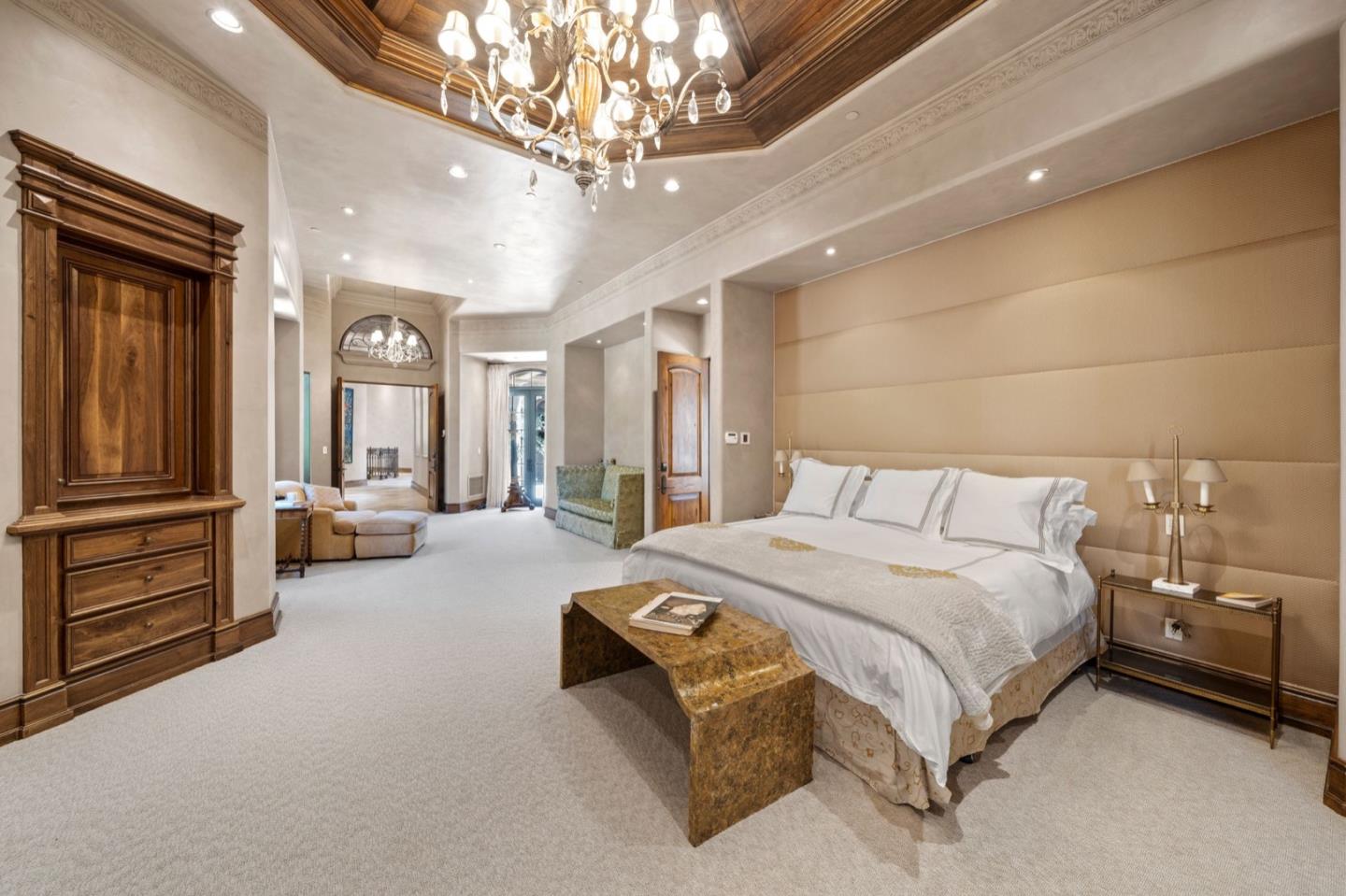 Detail Gallery Image 34 of 82 For 25751 Elena Rd, Los Altos Hills,  CA 94022 - 6 Beds | 8/1 Baths